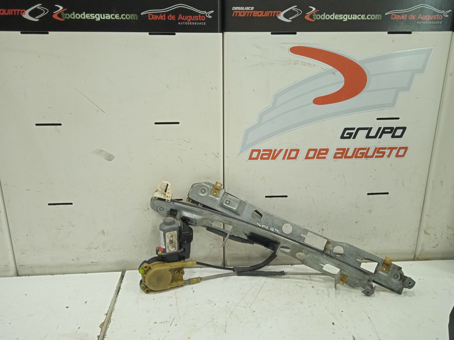 ELEVALUNAS DELANTERO IZQUIERDO RENAULT MEGANE II BERLINA 5P Confort Authentique