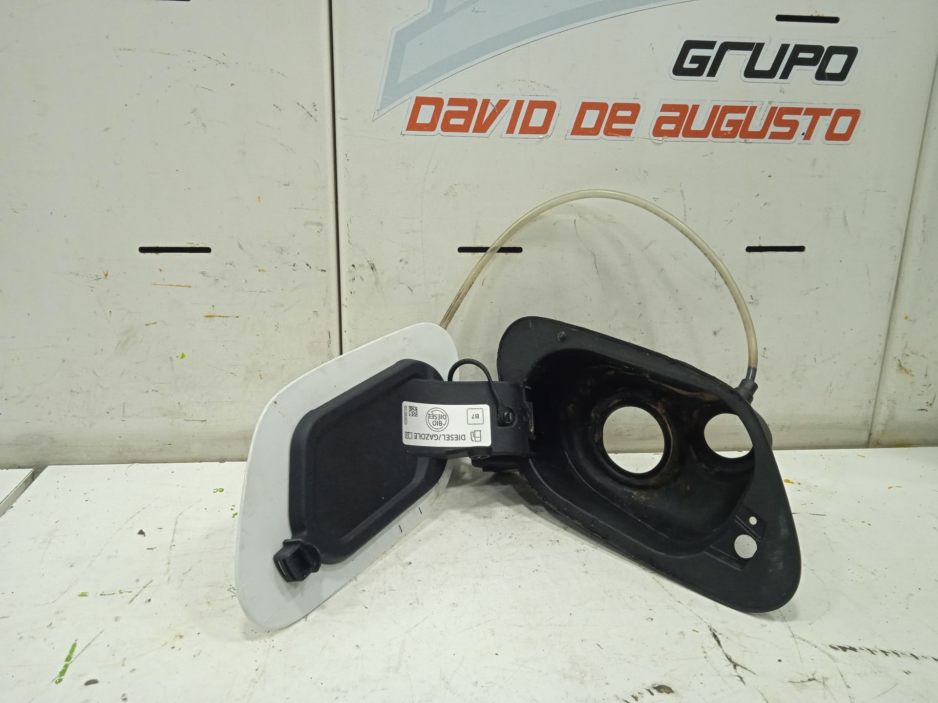 TAPA EXTERIOR COMBUSTIBLE VOLKSWAGEN GOLF VII LIM. (BQ1) Advance