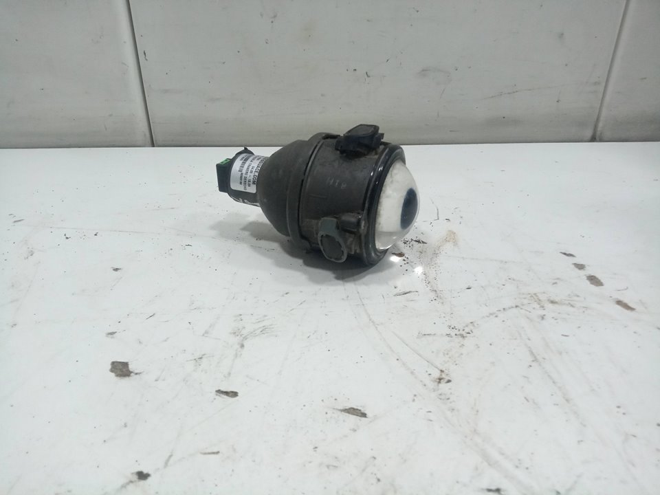 FARO ANTINIEBLA TRASERO DERECHO foto 4