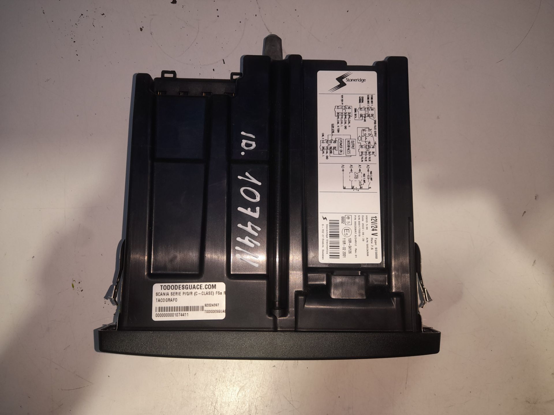 TACOGRAFO SCANIA SERIE P/G/R (C-CLASE) FSa R500 (4x2) Largura mediana CR 16