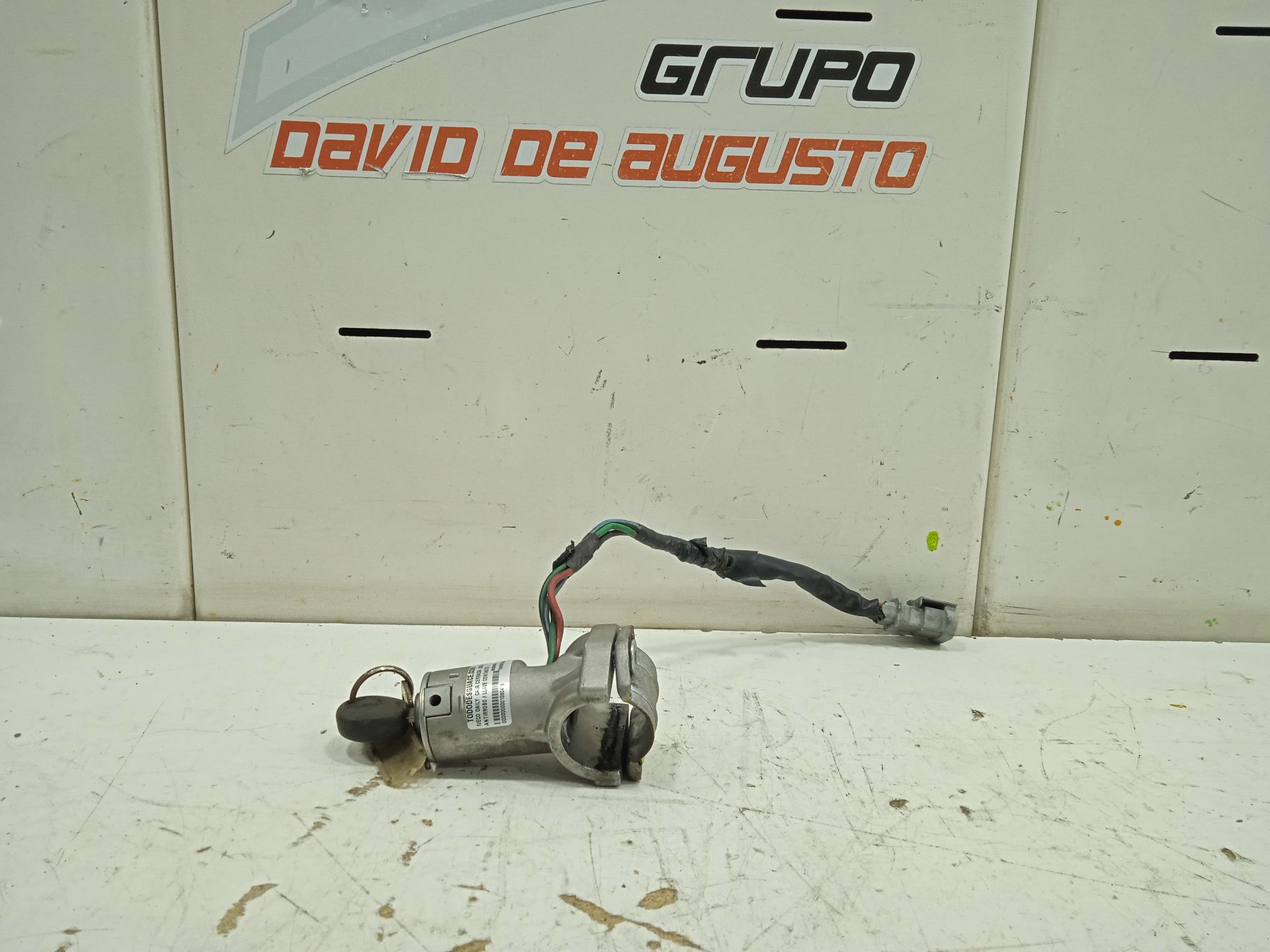 ANTIRROBO / LLAVE CONTACTO IVECO DAILY CAJA CERRADA (2006 =>) *