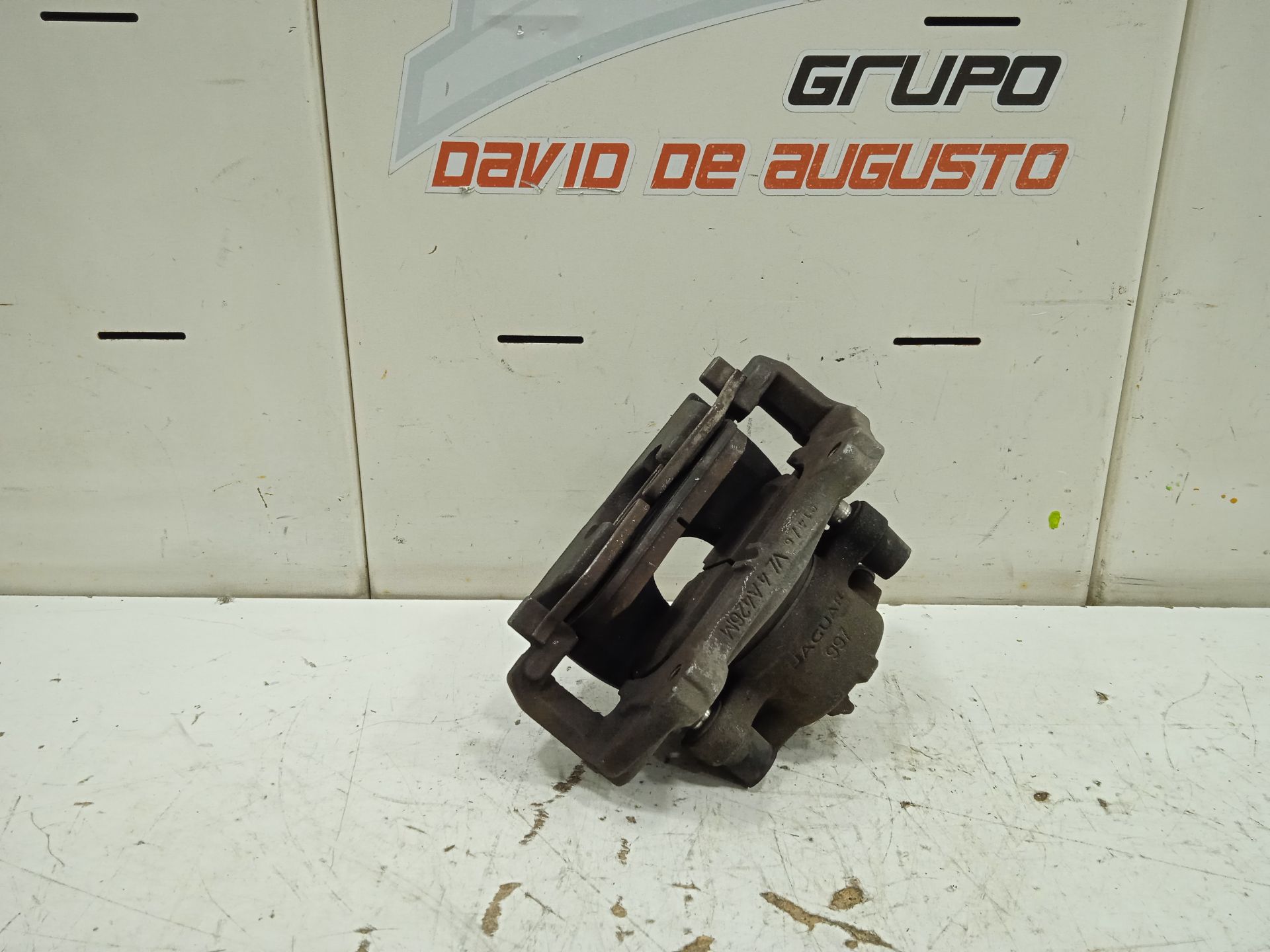PINZA DE FRENO DELANTERA IZQUIERDA foto 2