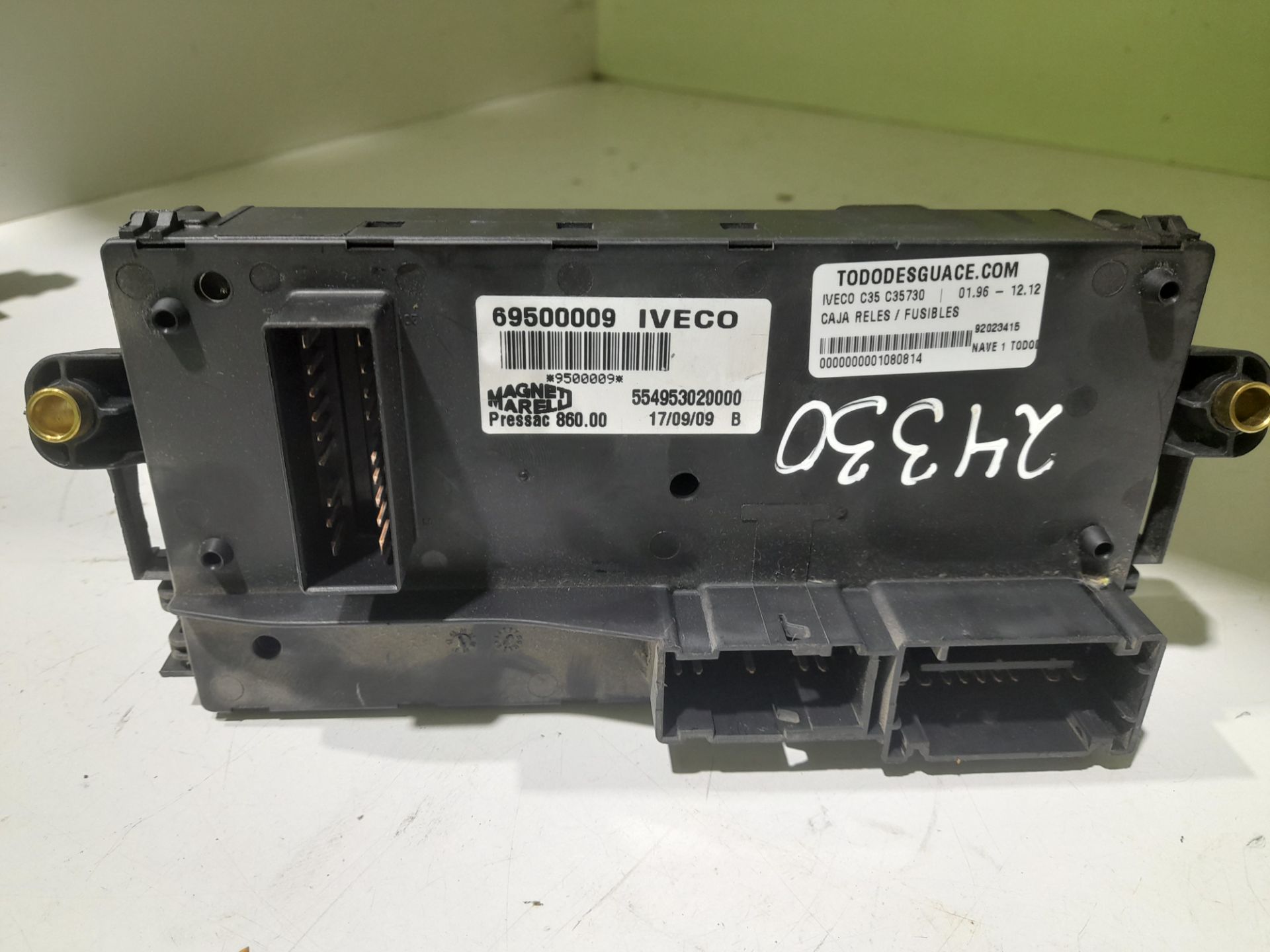 CAJA RELES / FUSIBLES IVECO C35 C35730