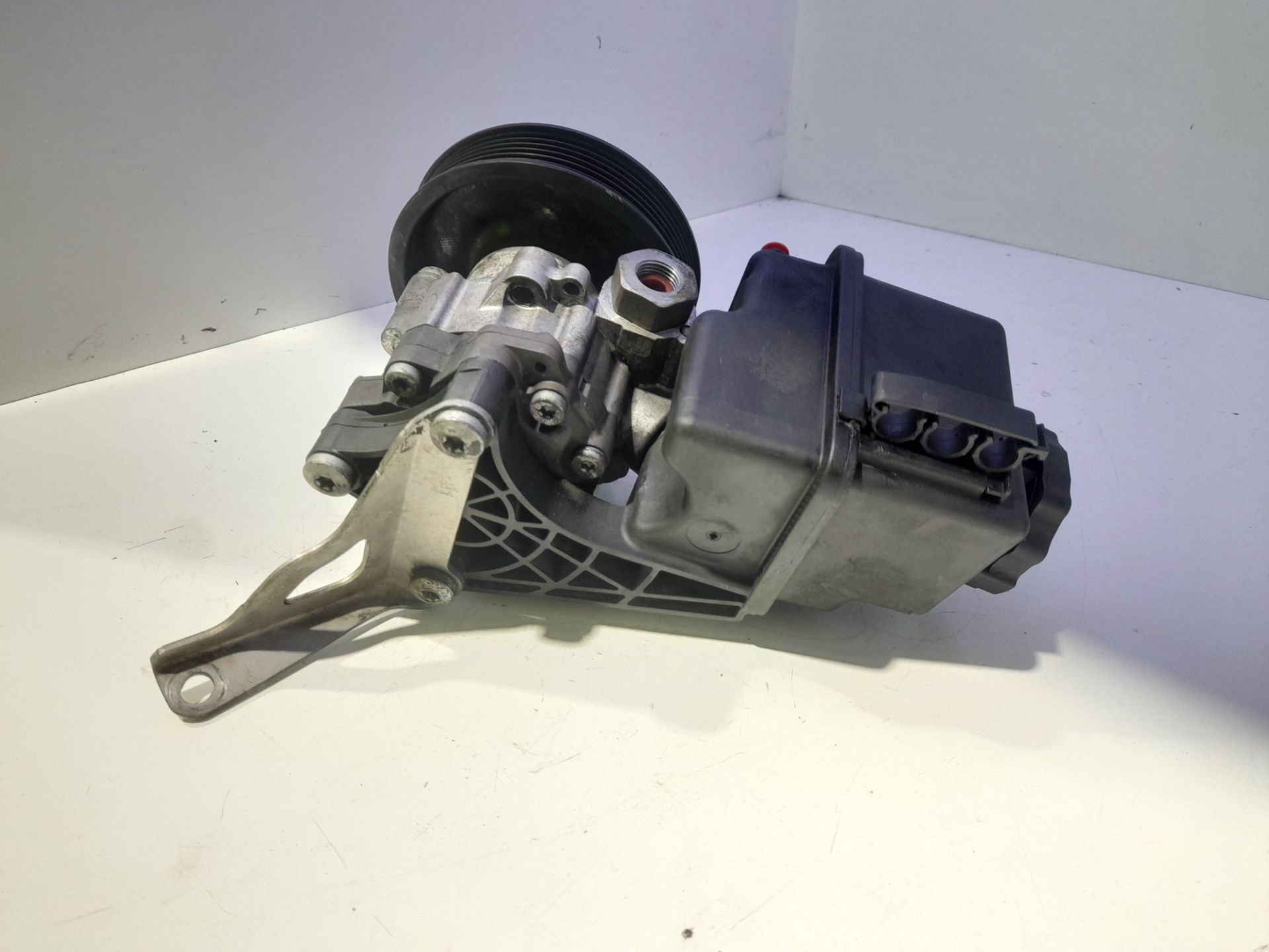 BOMBA DIRECCION MERCEDES-BENZ SPRINTERII CAJA ABIERTA, DOBLE CAB. (DESDE 01.06) 209/211/213/215          CDI  (906.211/213)
