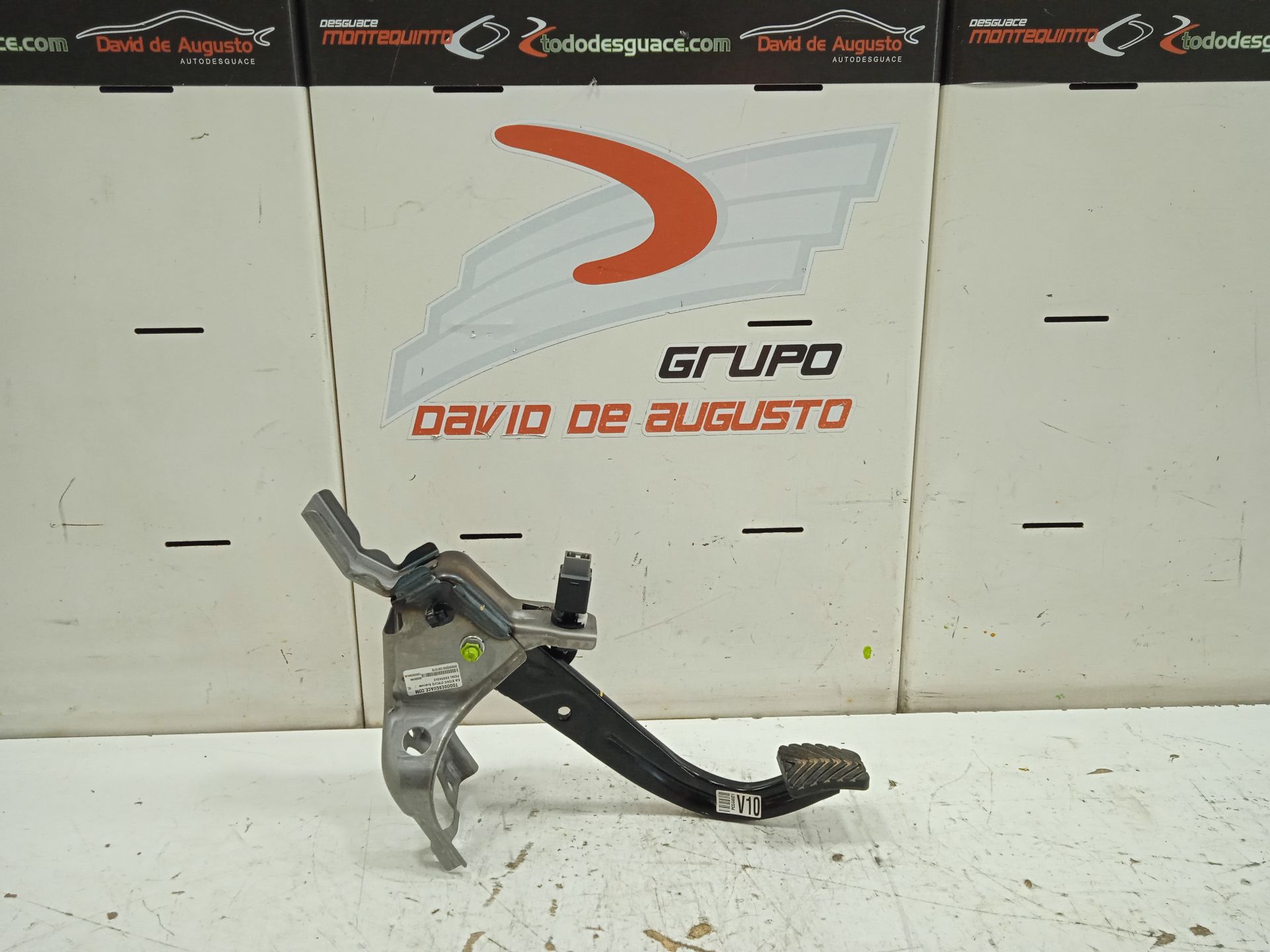 PEDAL EMBRAGUE foto 2