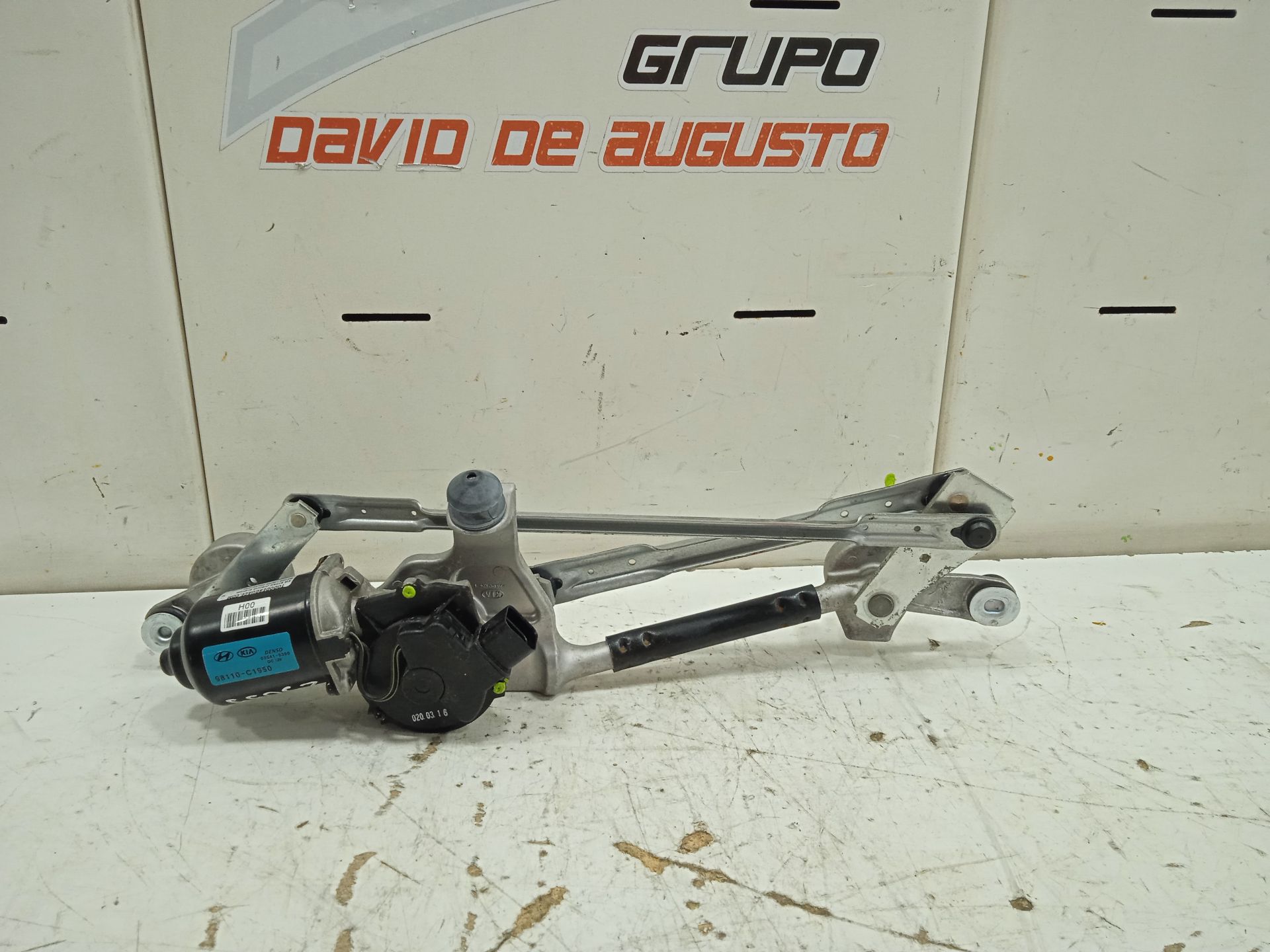 MOTOR LIMPIA DELANTERO foto 2