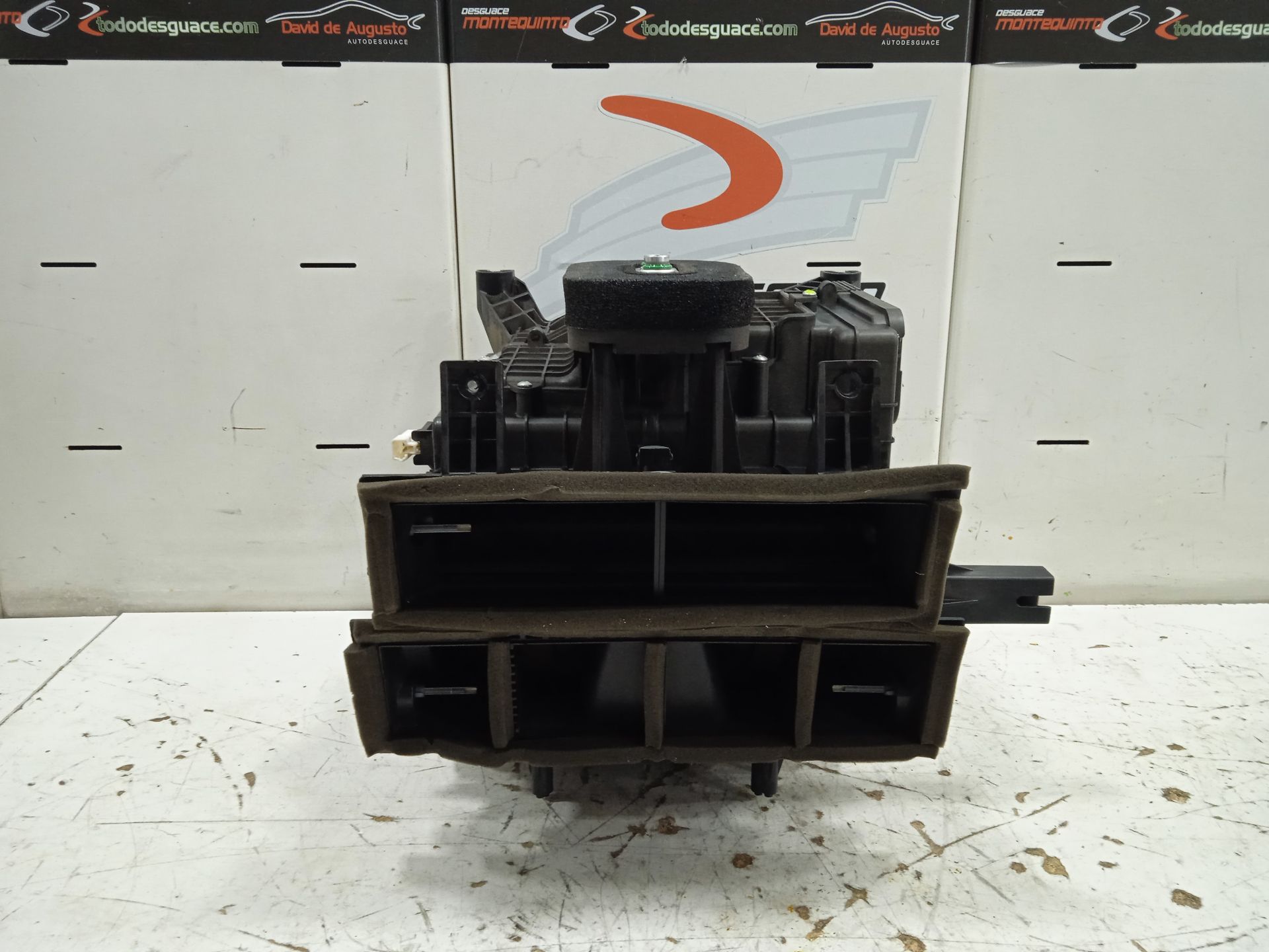 MUEBLE CALEFACION TESLA MODEL S Basis