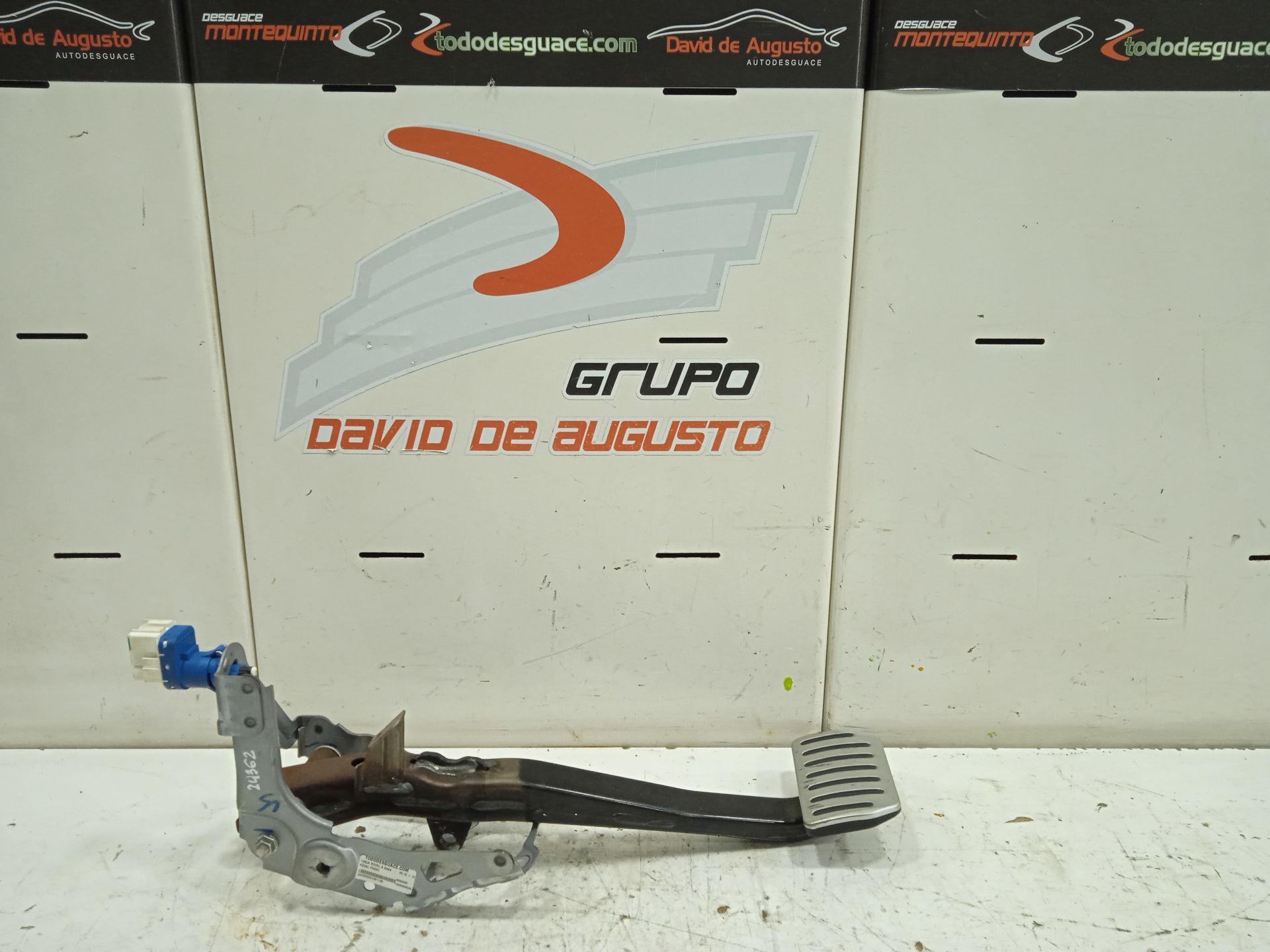 PEDAL FRENO foto 2