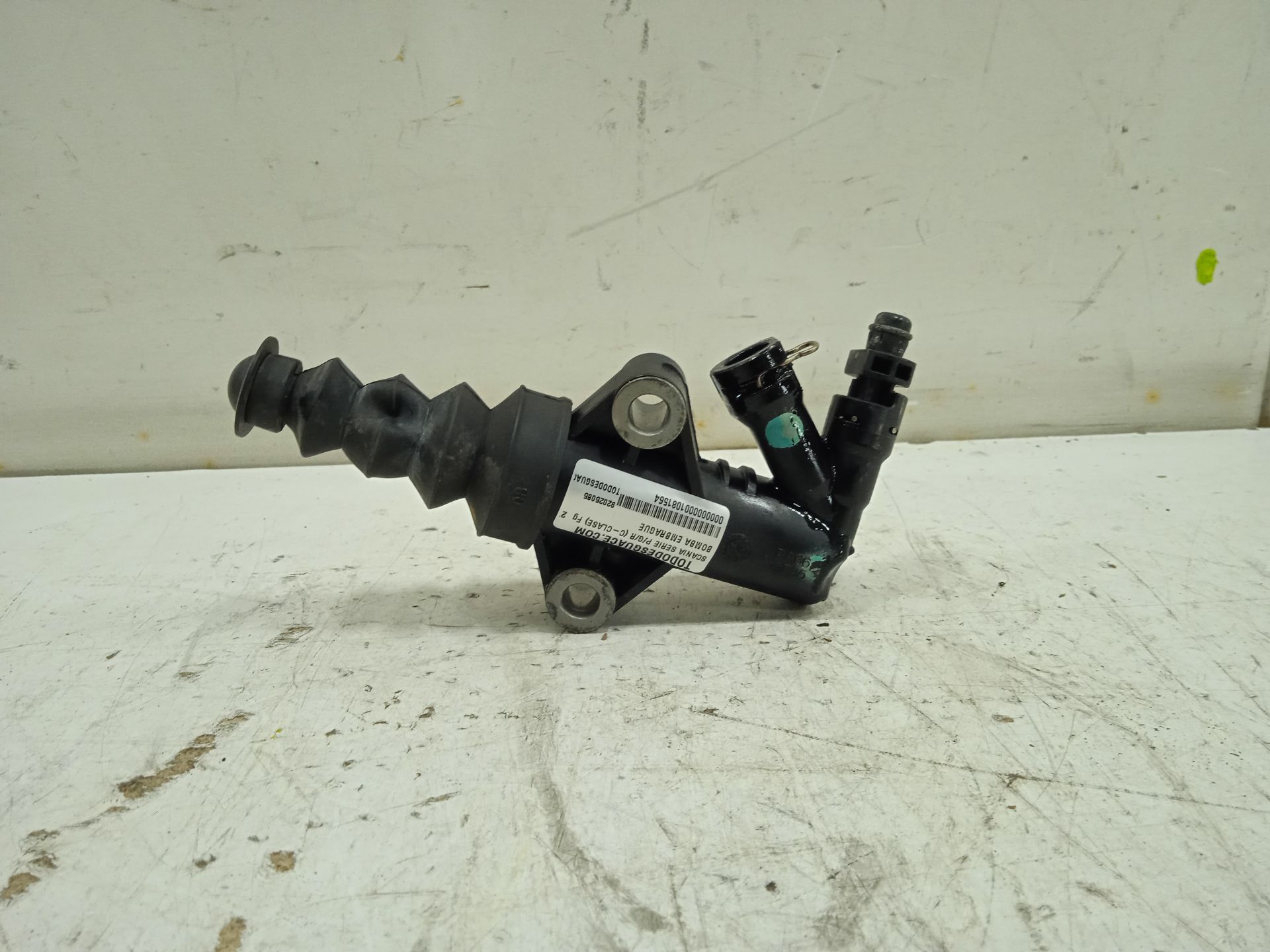 BOMBA EMBRAGUE SCANIA SERIE P/G/R (C-CLASE) Fg  270  (4X2) Corto CP 13 / 14 B