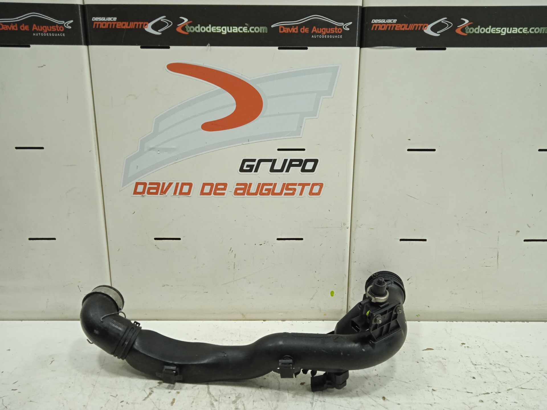 TUBO INTECOOLER VOLKSWAGEN PASSAT BERLINA (3B3) Edition