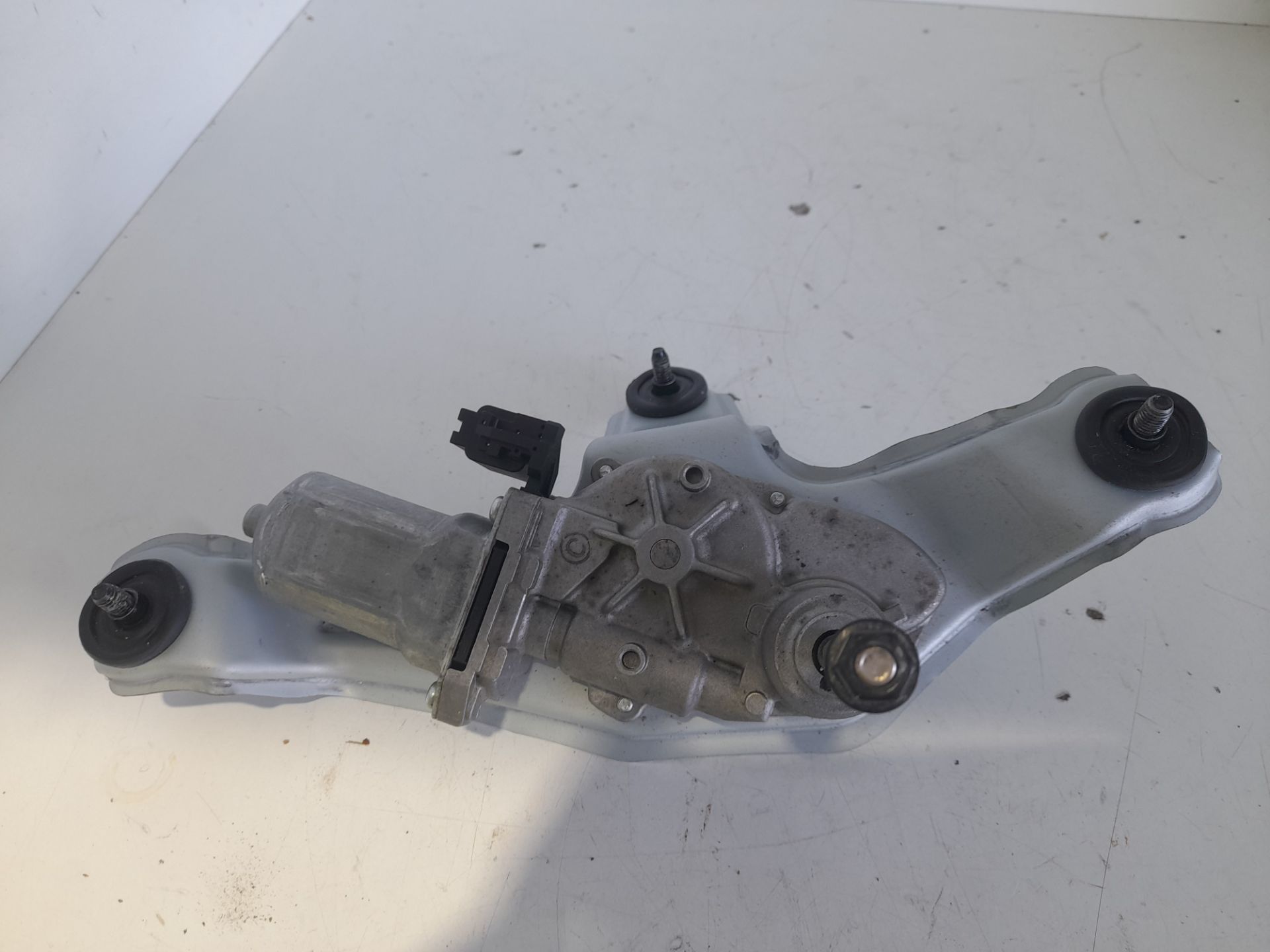 MOTOR LIMPIA TRASERO KIA NIRO Business