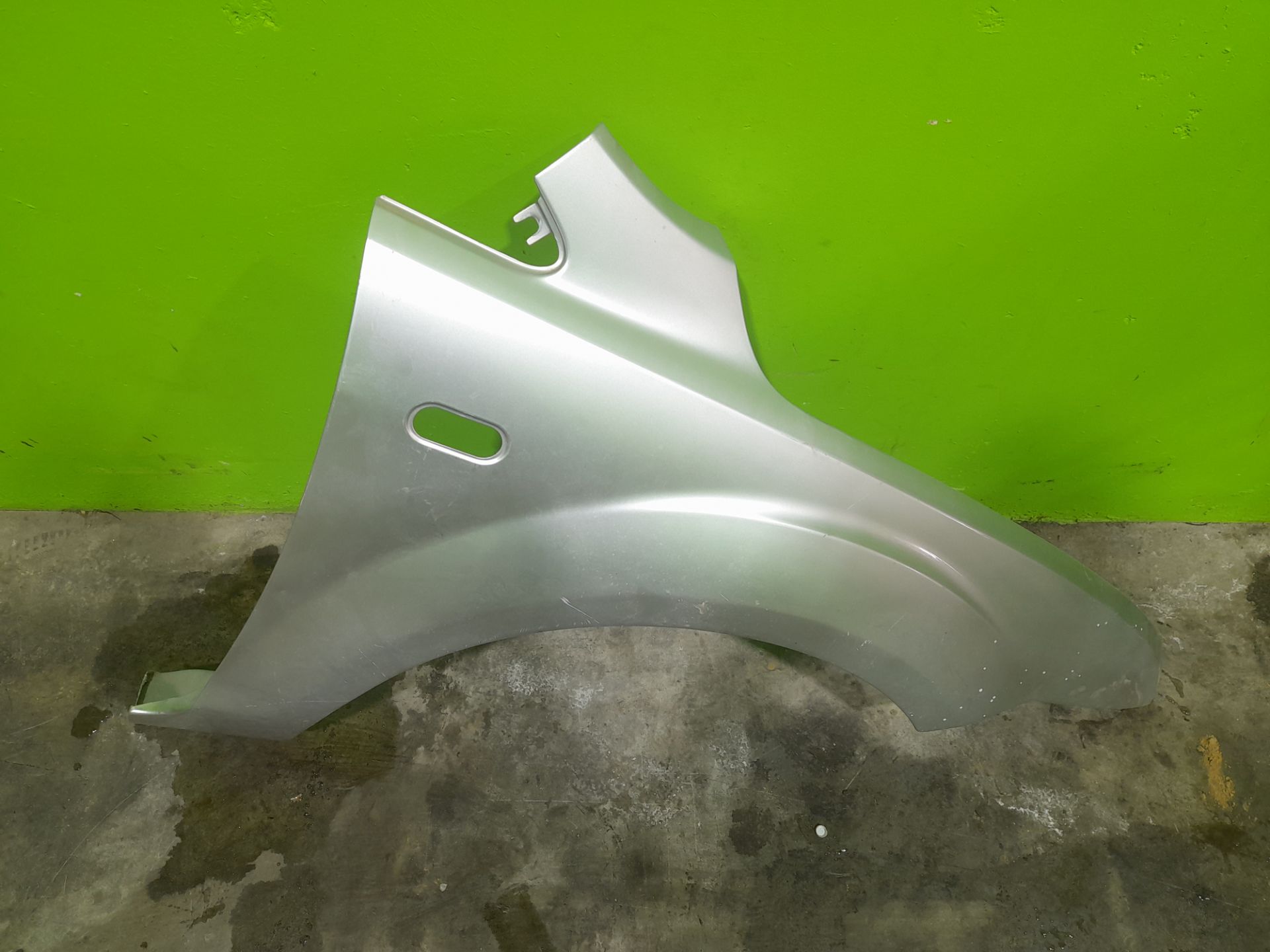 ALETA DELANTERA DERECHA FORD FOCUS SPORTBREAK (CAP) Ghia   |   03.05 - 12.07