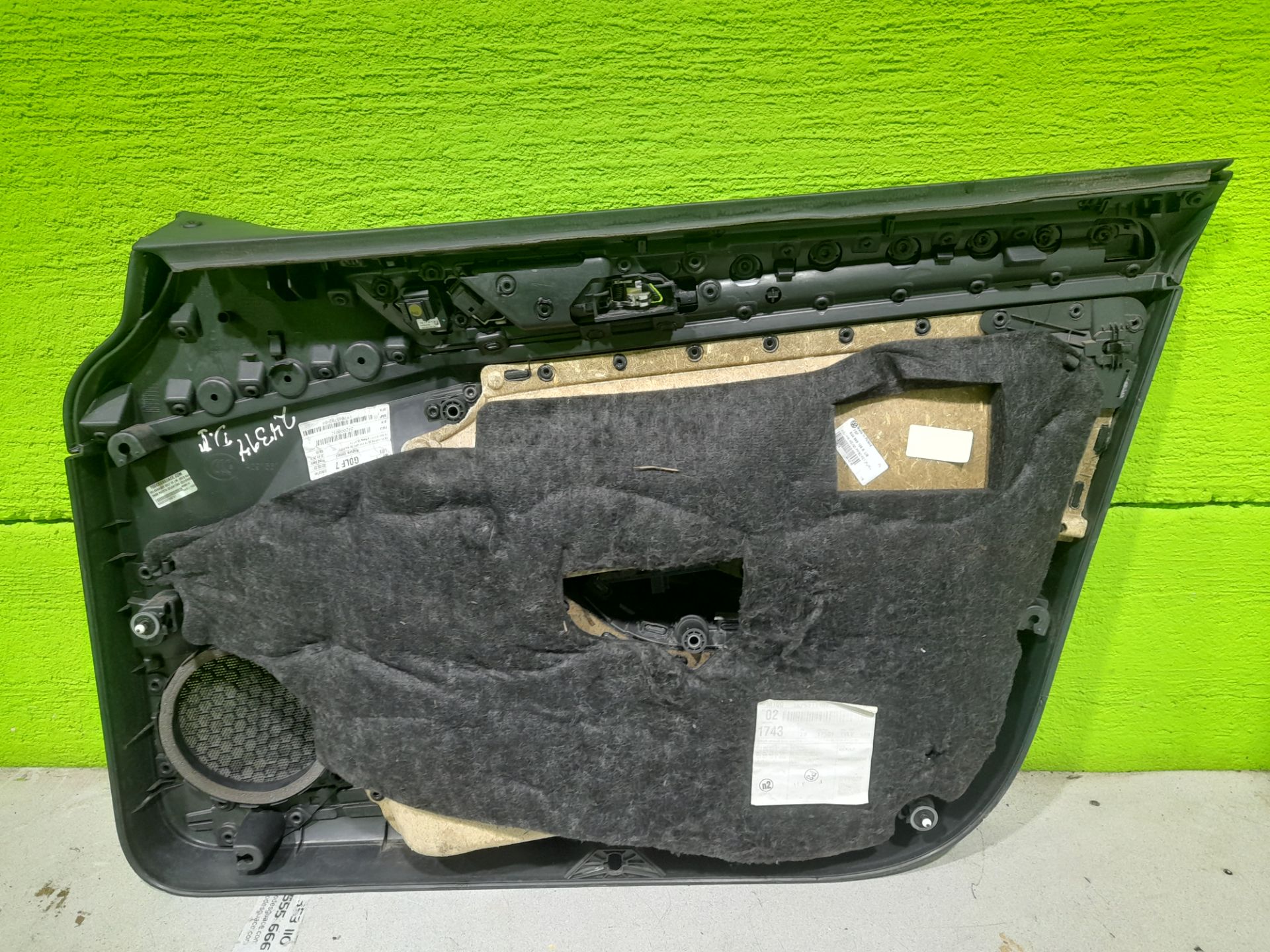 PAÑO PUERTA DELANTERO IZQUIERDO VOLKSWAGEN GOLF VII LIM. (BQ1) Advance