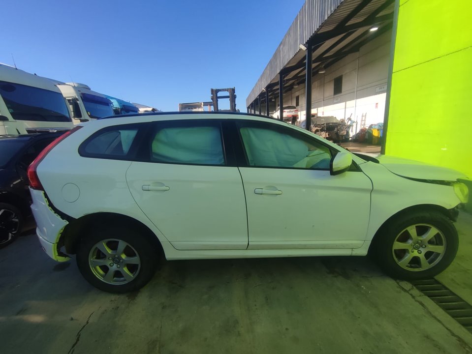 VOLVO XC60 Momentum AWD Motor 2,4 Ltr. - 162 kW Diesel CAT