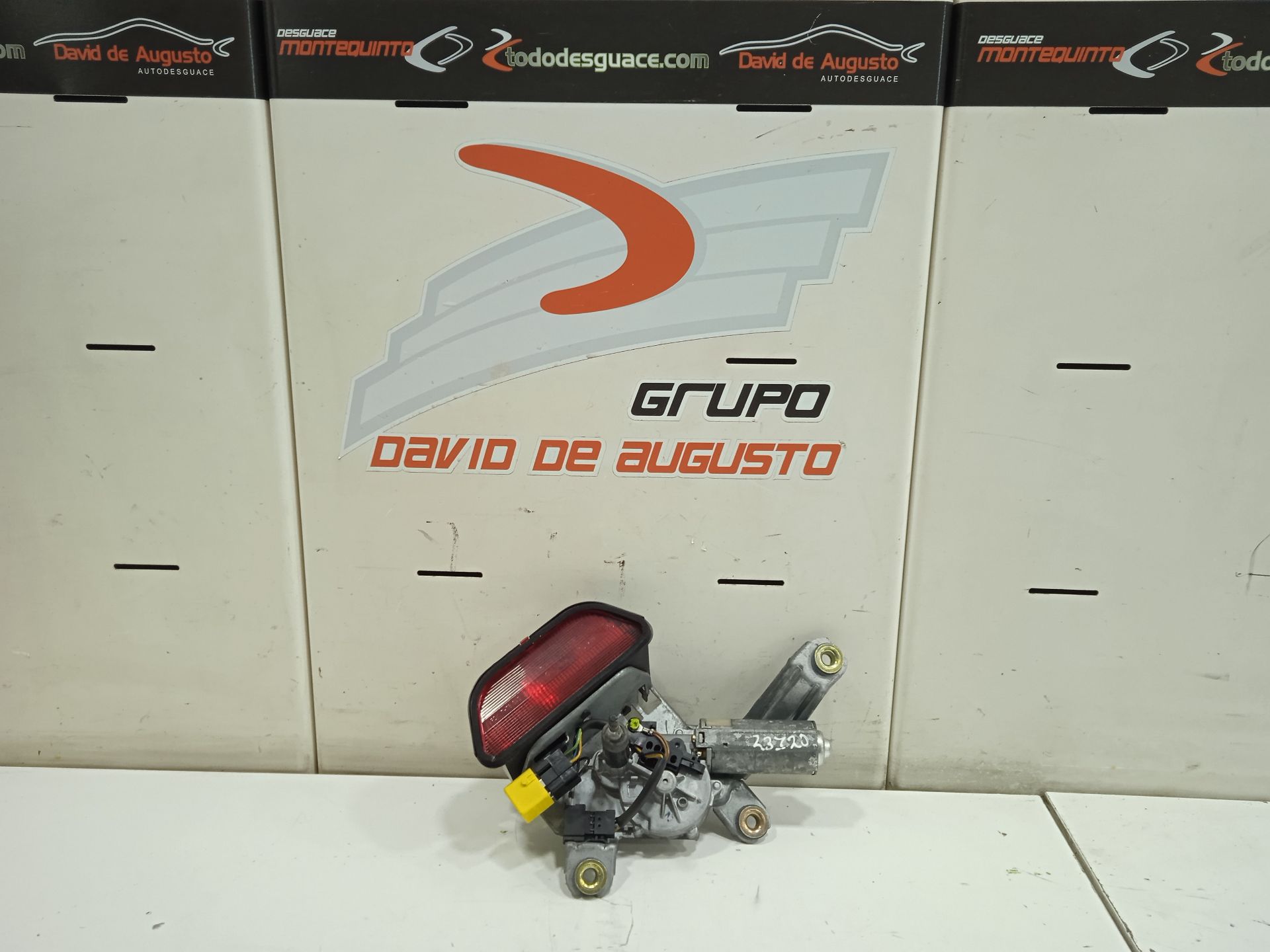 MOTOR LIMPIA TRASERO foto 5