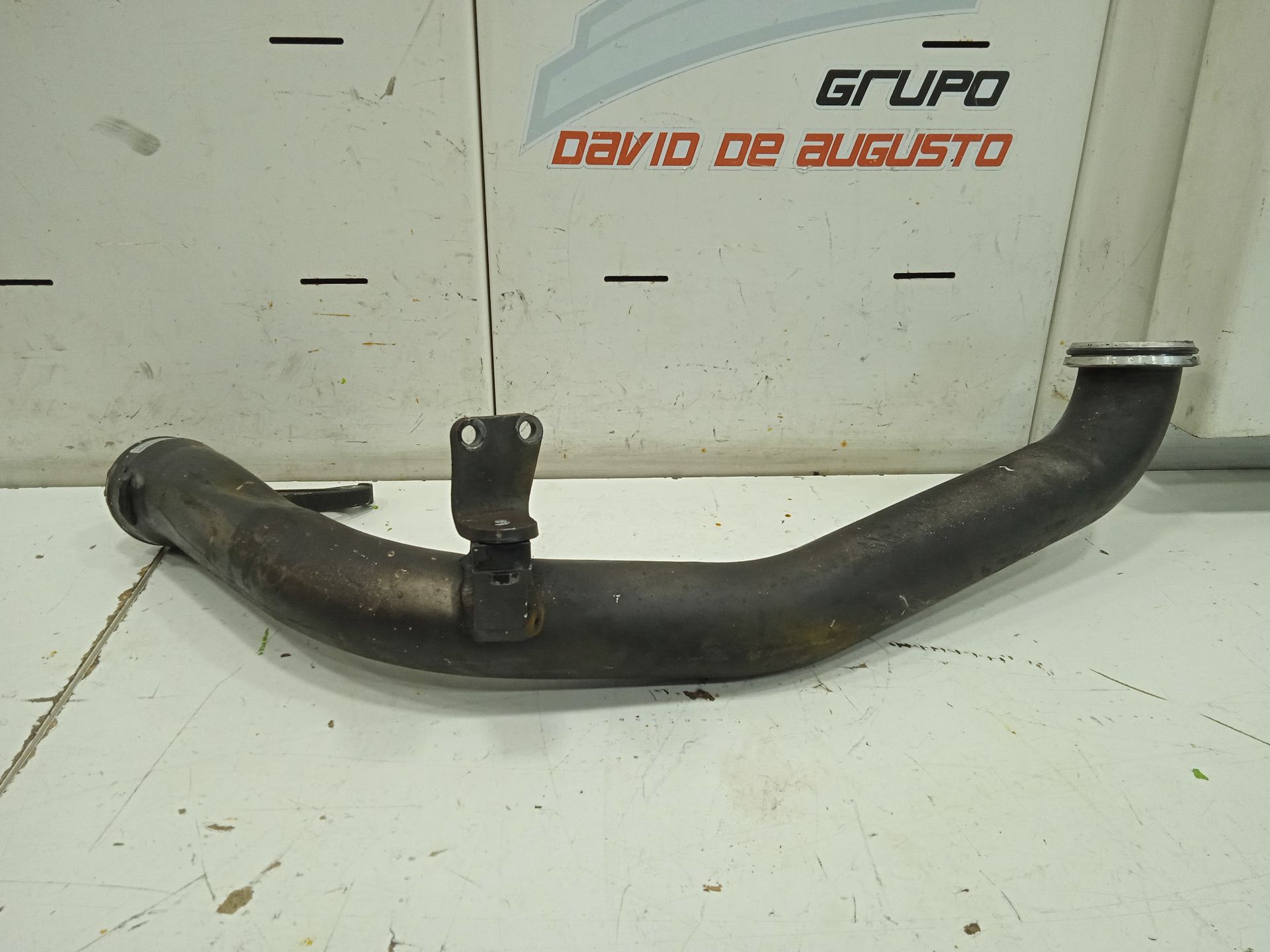 TUBO INTERCOOLER MERCEDES-BENZ ATEGO 4 CYL. 4X2 2005 -> *