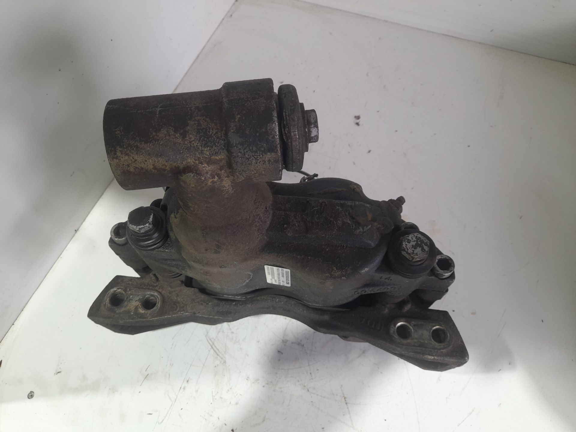 PINZA DE FRENO DELANTERA DERECHA IVECO EUROCARGO *