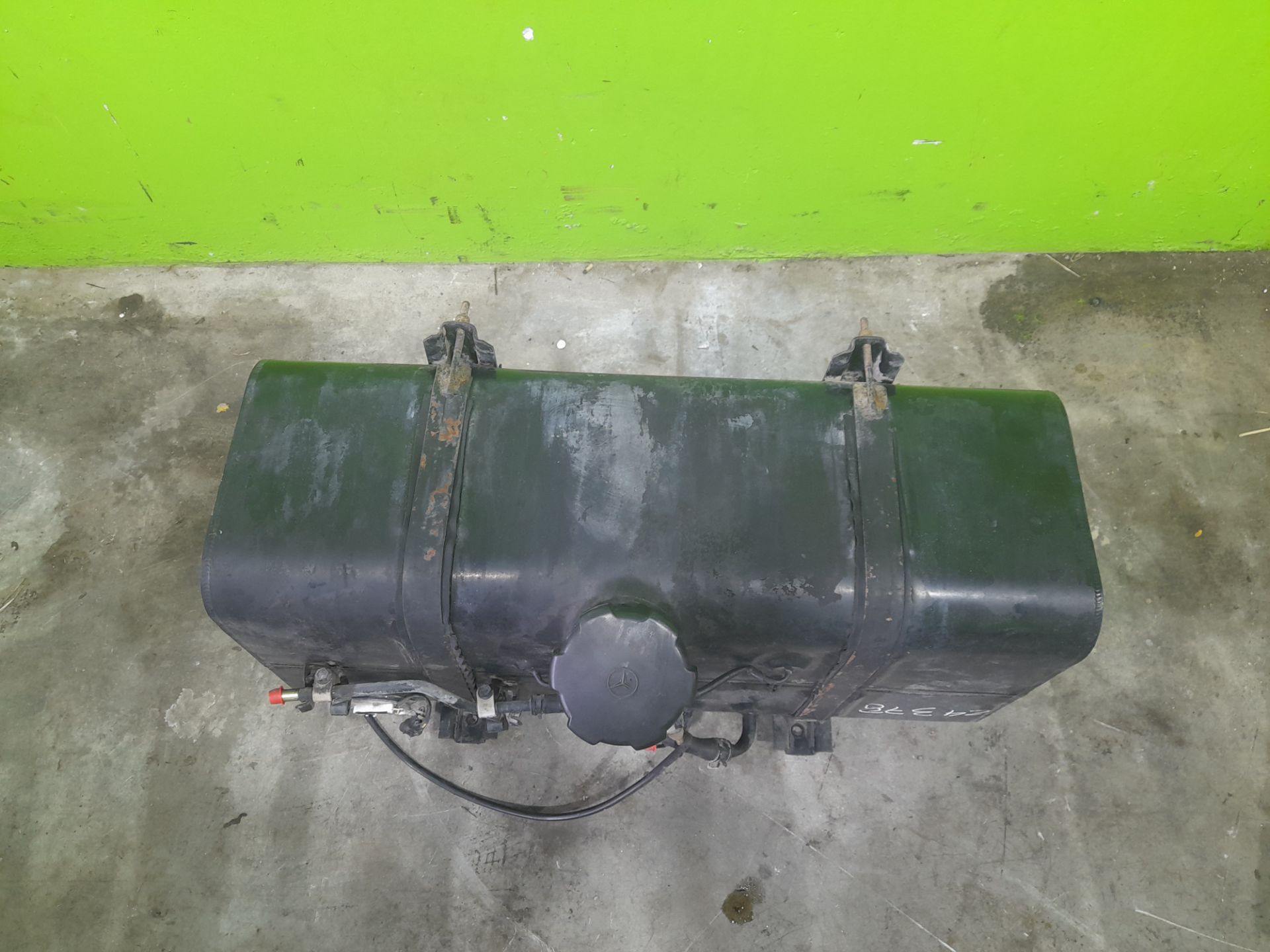 DEPOSITO COMBUSTIBLE MITSUBISHI CANTER 4.05 -> Plataforma 35 Cabina doble (Comfort)