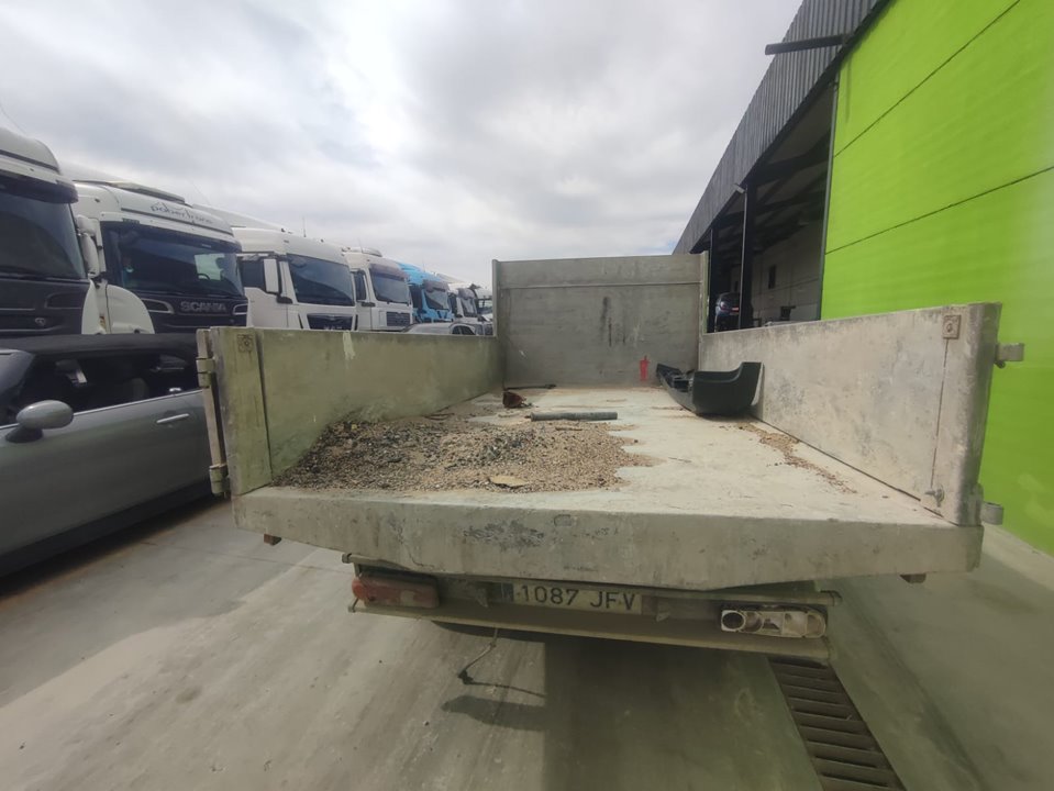 NISSAN NT400 CABSTAR (01/20214->) Cabstar 35.XX Cabina simple Cabina individual Motor 2,5 Ltr. - 100 kW Diesel