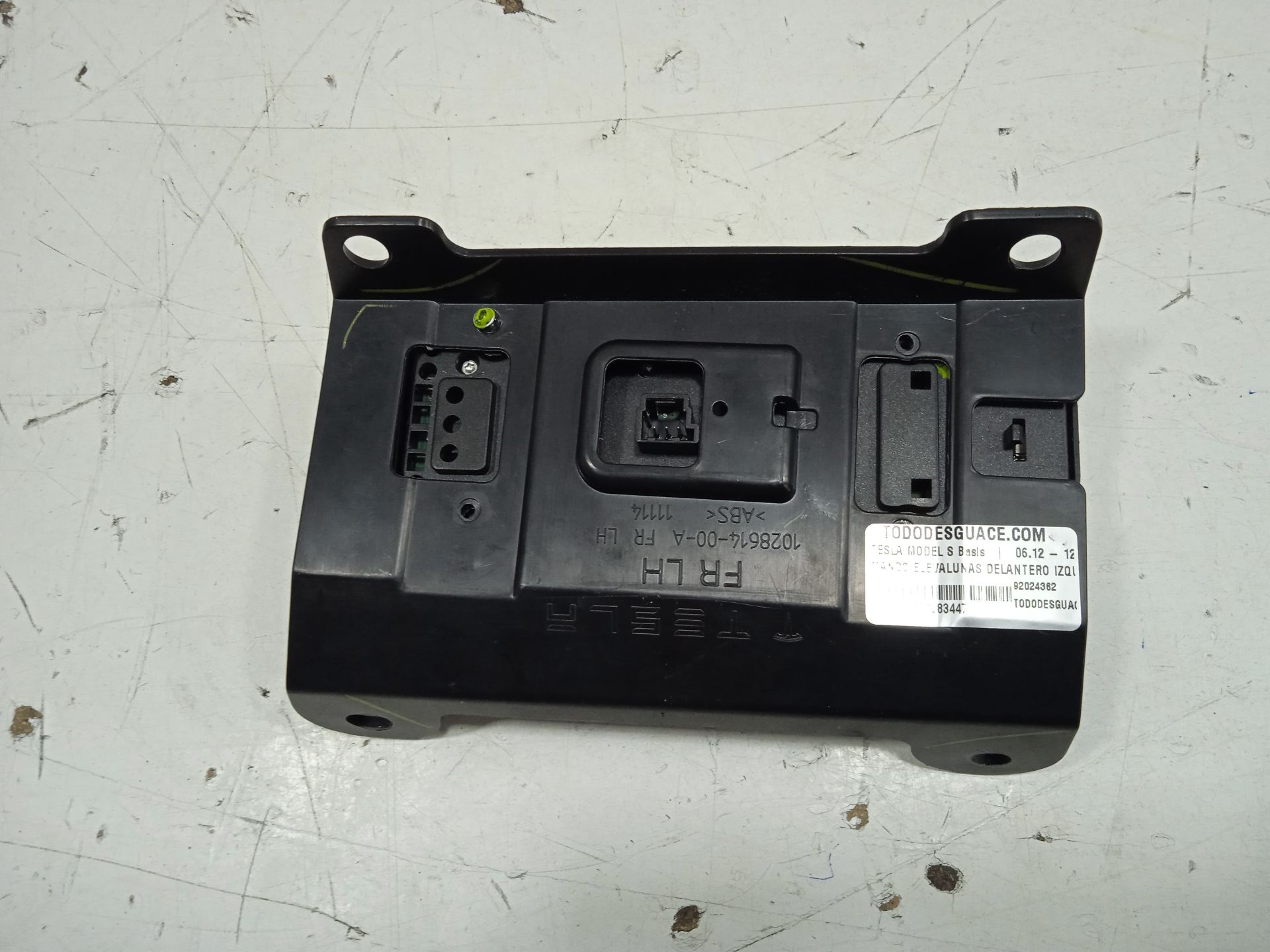 MANDO ELEVALUNAS DELANTERO IZQUIERDO TESLA MODEL S Basis