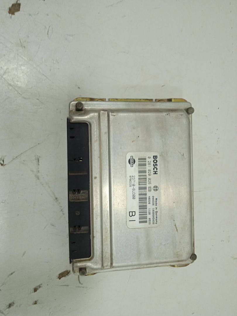 CENTRALITA MOTOR UCE NISSAN CABSTAR 01.04 -> Cabina doble Cabina doble