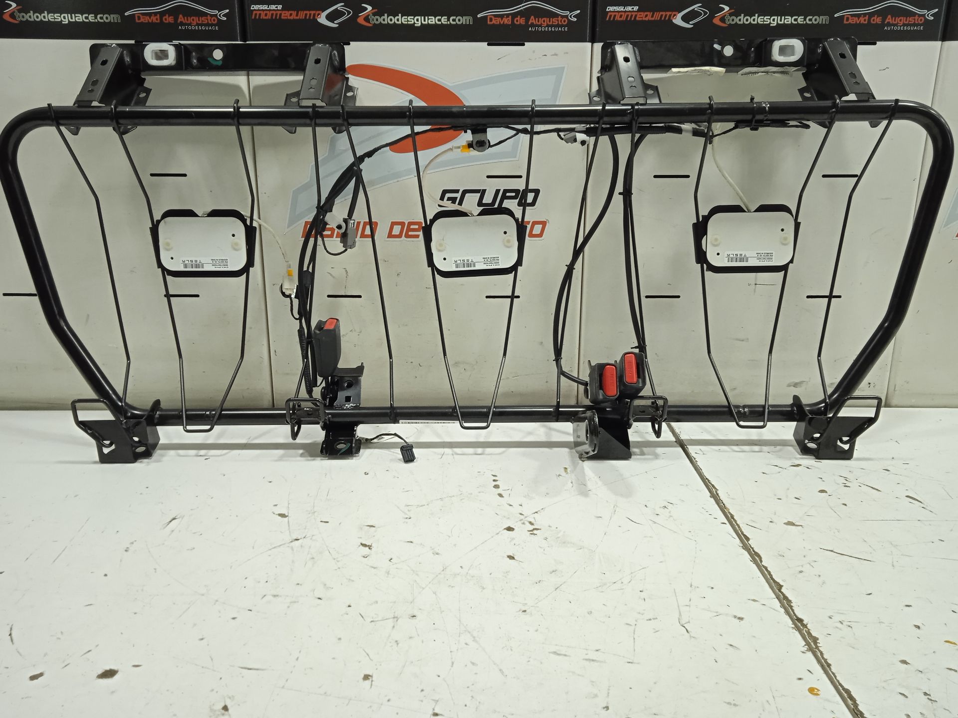 SOPORTE TESLA MODEL S Basis