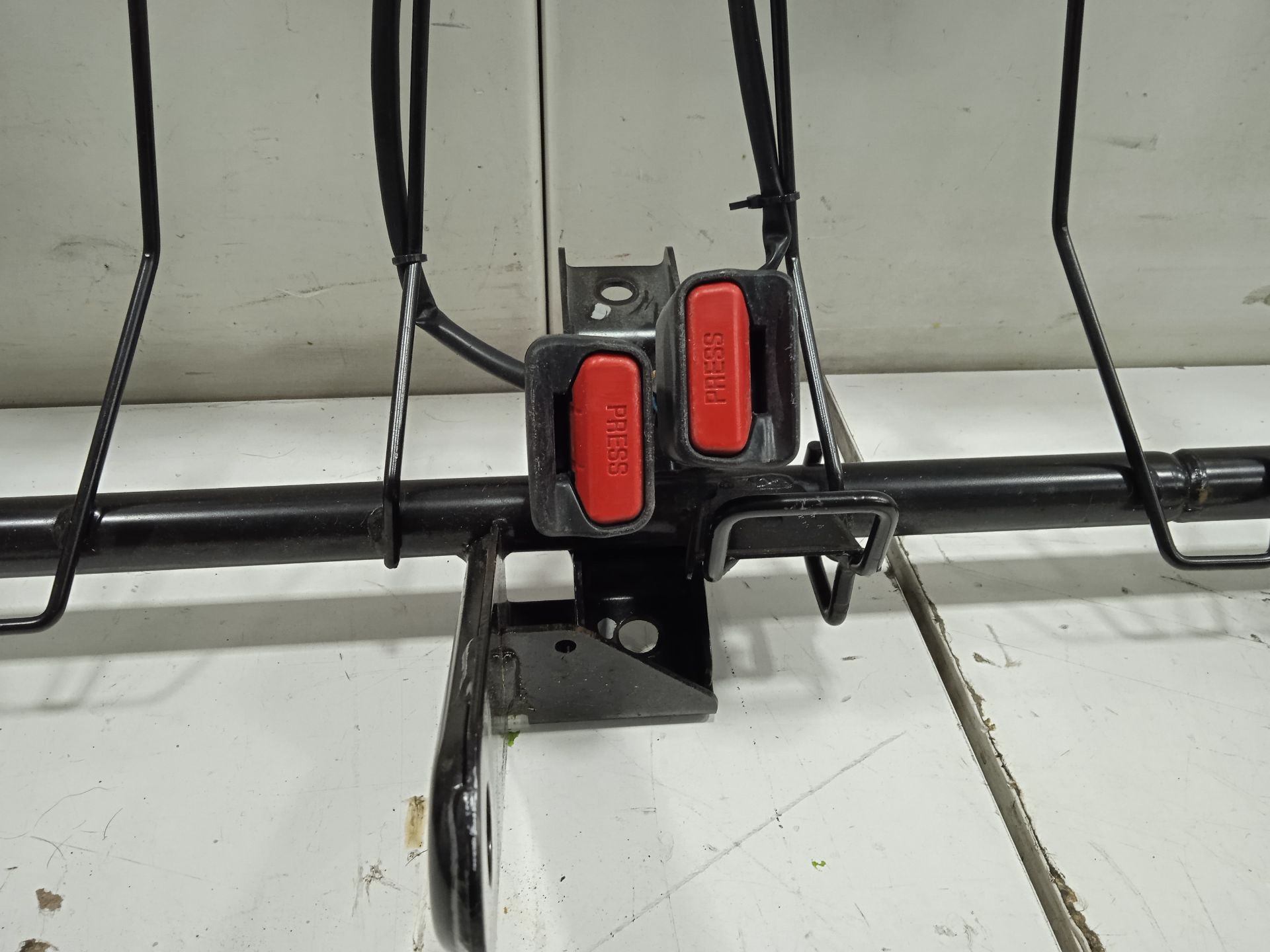 SOPORTE TESLA MODEL S Basis