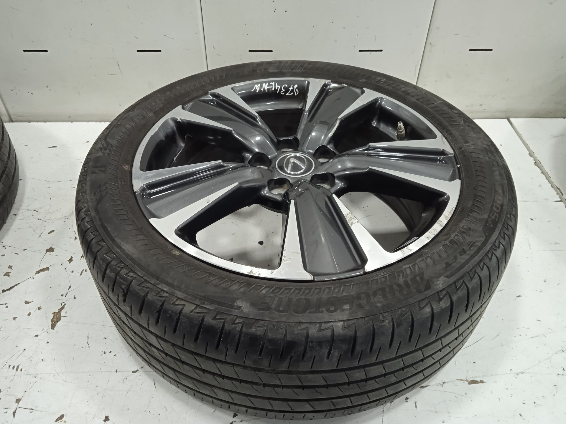 JUEGO LLANTAS CON NEUMATICOS LEXUS UX (ZA10) 250H
