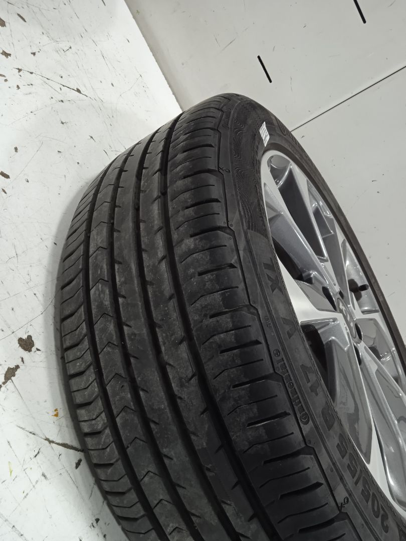 JUEGO LLANTAS CON NEUMATICOS KIA STONIC (YBCUV) *