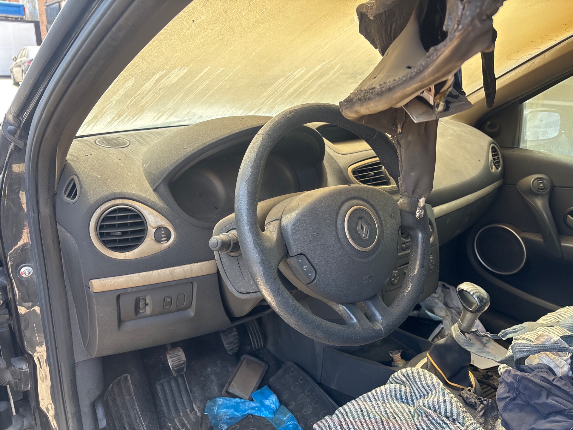 RENAULT CLIO III * K9K M7 foto 5