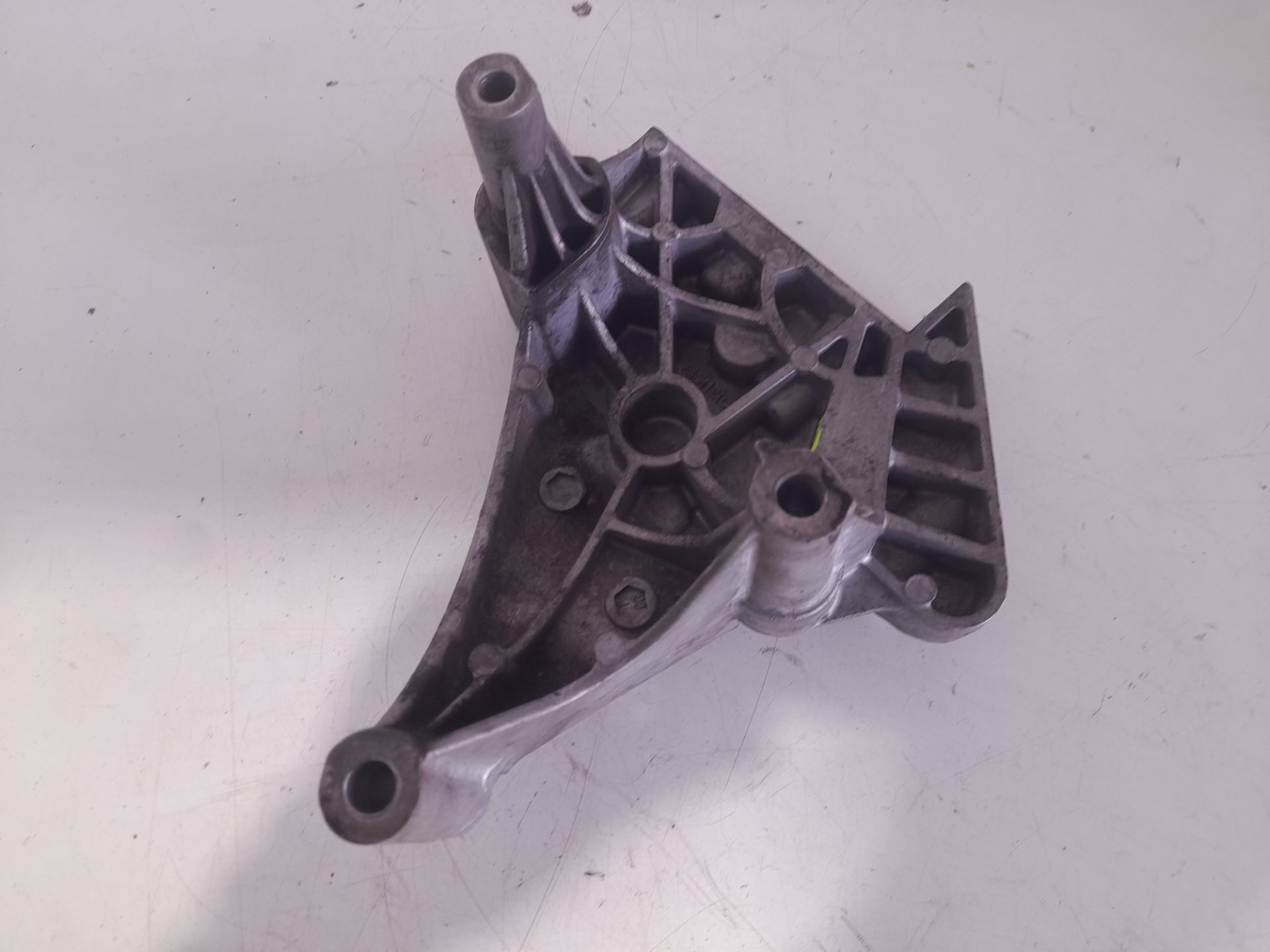 SOPORTE MOTOR