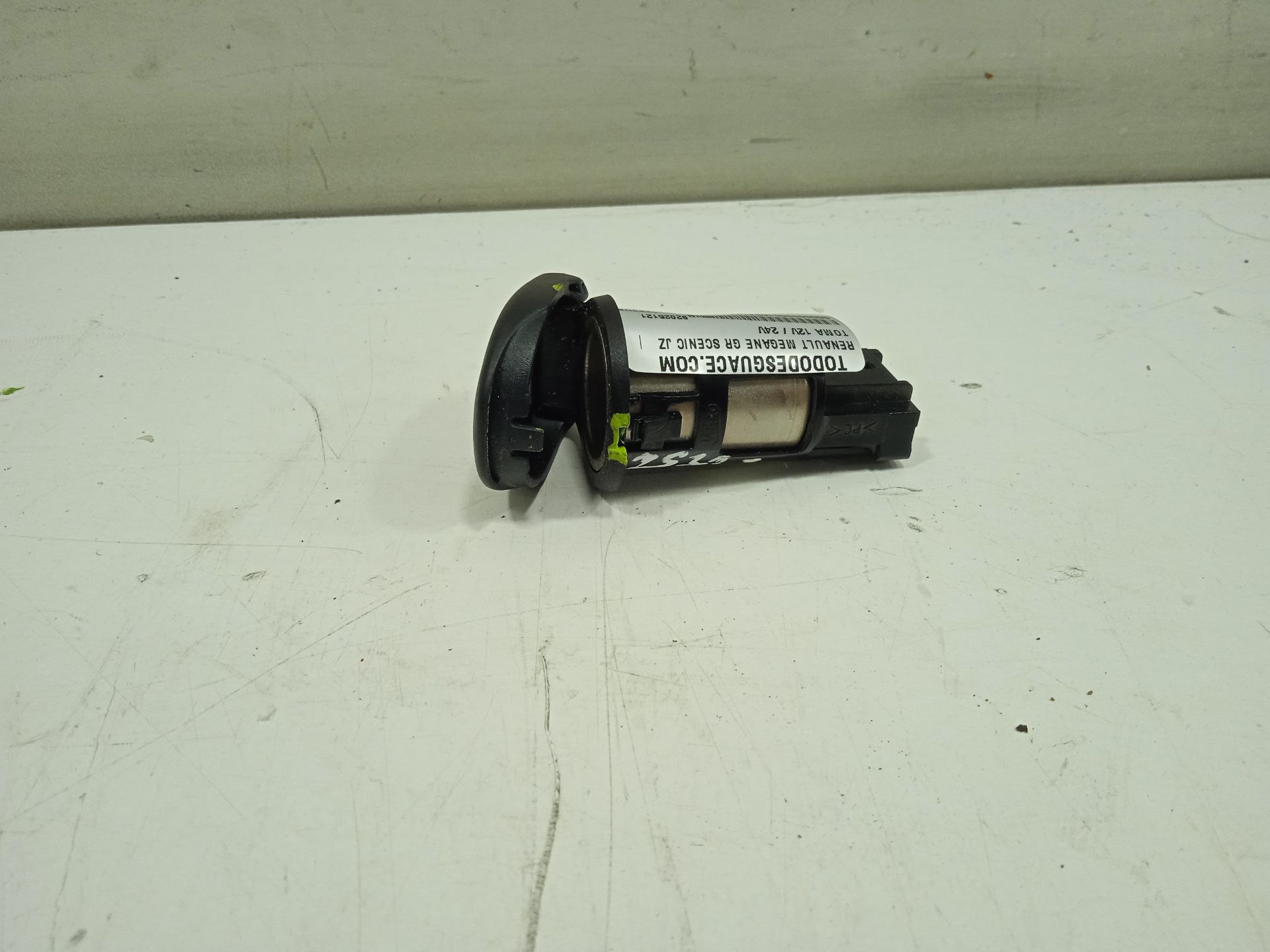 TOMA 12V / 24V RENAULT MEGANE GR SCENIC JZ