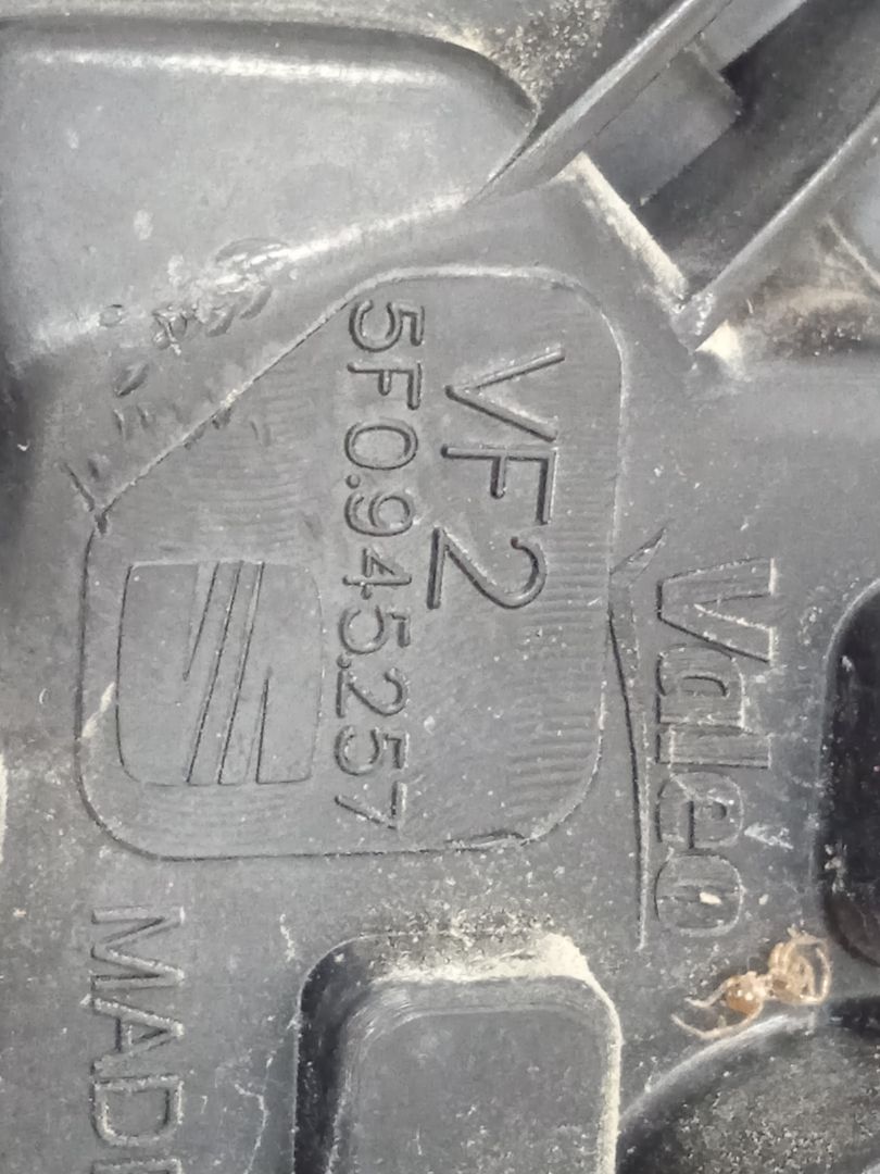 PILOTO TRASERO IZQUIERDO SEAT LEON (5F1) Reference