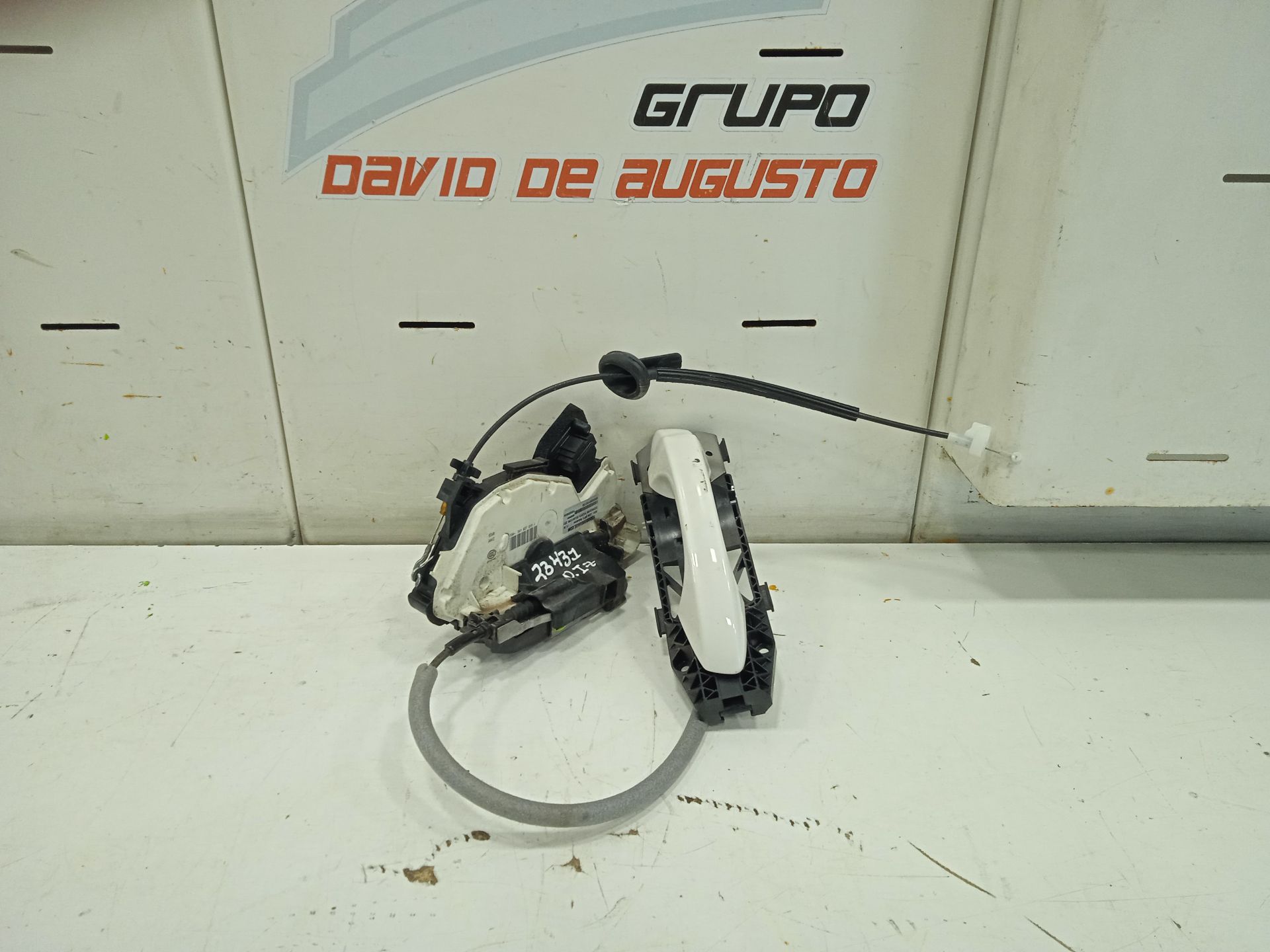 CERRADURA PUERTA DELANTERA IZQUIERDA SEAT LEON (5F1) Reference