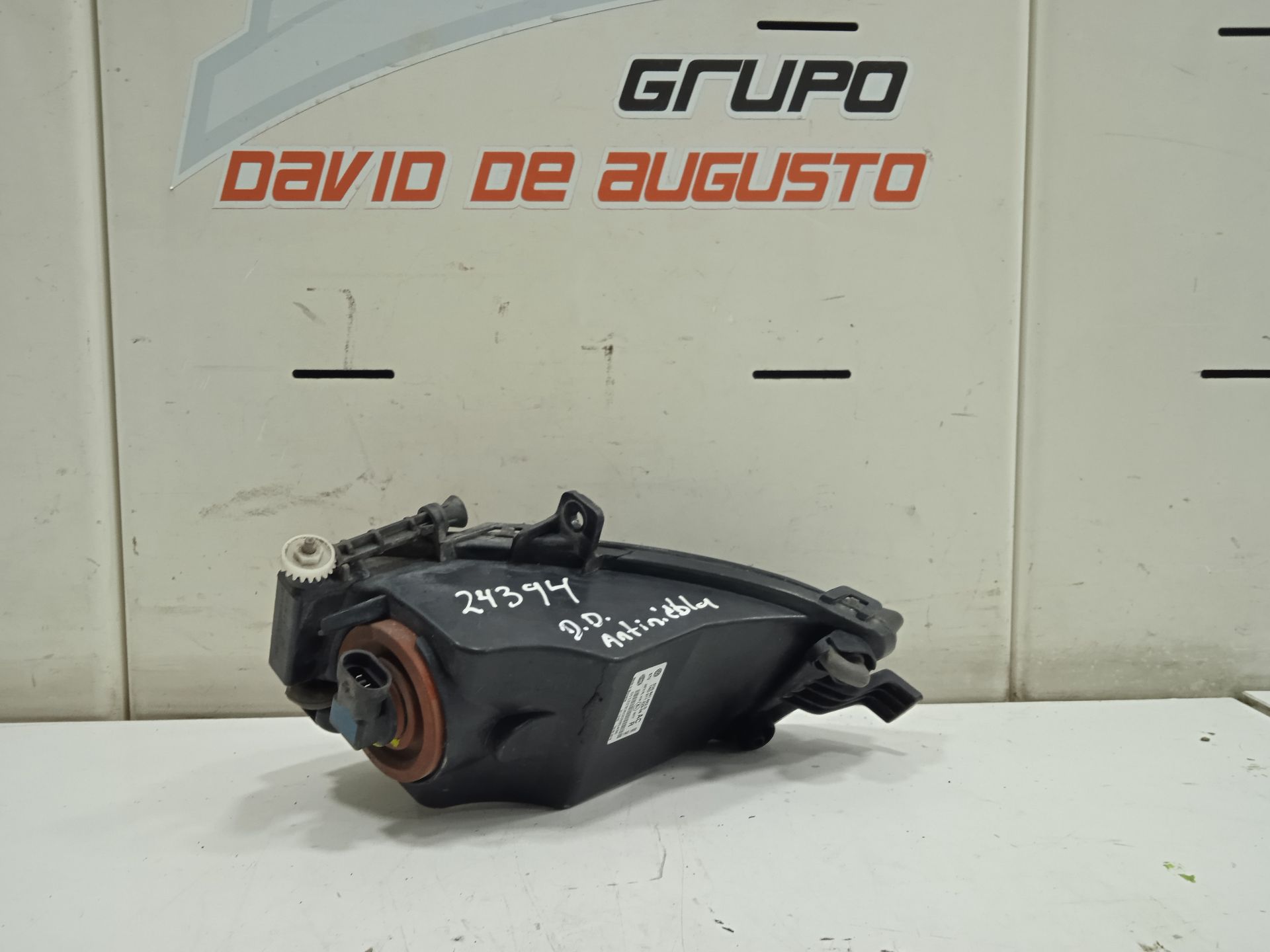 FARO ANTINIEBLA DERECHO VOLKSWAGEN GOLF VII LIM. BlueMotion