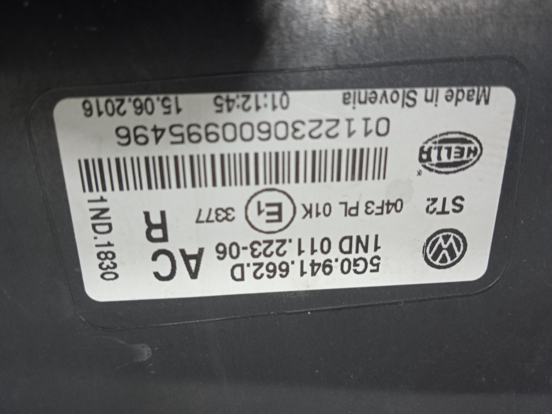 FARO ANTINIEBLA DERECHO VOLKSWAGEN GOLF VII LIM. BlueMotion