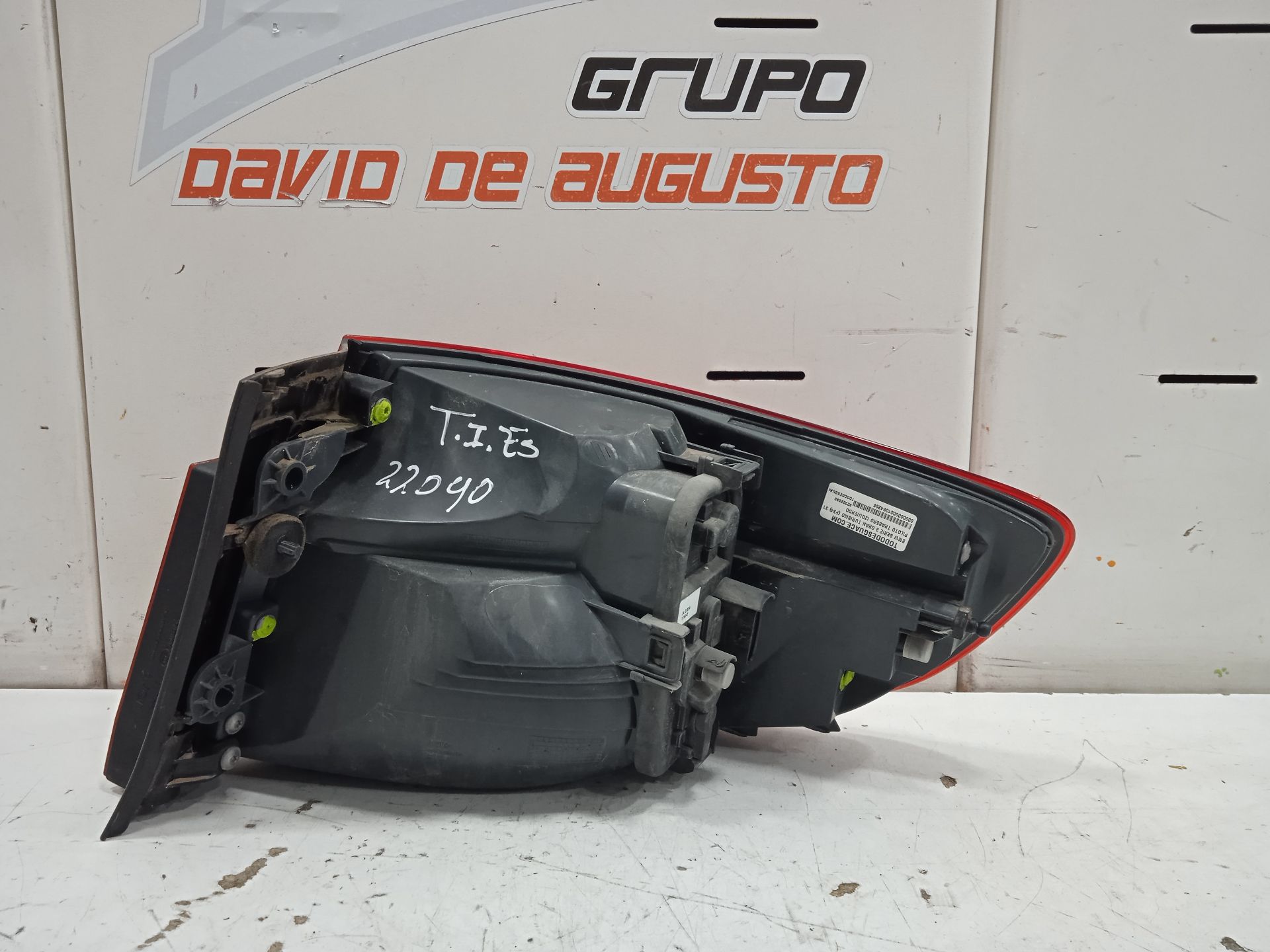 PILOTO TRASERO IZQUIERDO BMW SERIE 3 GRAN TURISMO (F34) 318d   |   03.13 - 12.15