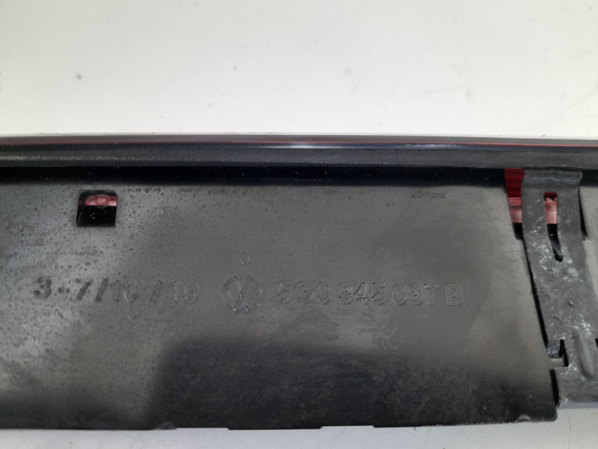 LUZ CENTRAL DE FRENO VOLKSWAGEN GOLF VII LIM. (BQ1) Advance