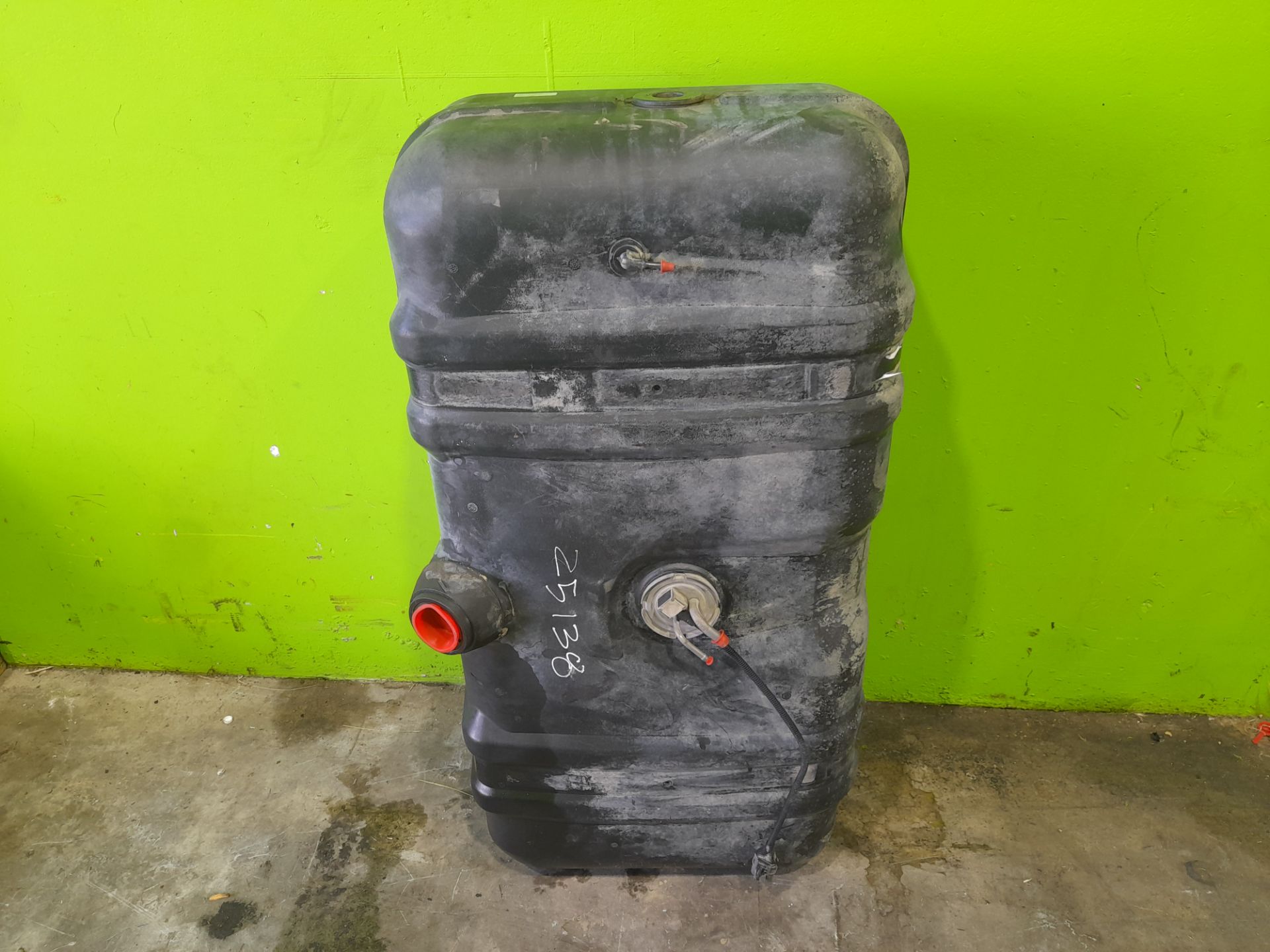 DEPOSITO COMBUSTIBLE NISSAN NT400 CABSTAR (01/20214->) Cabstar 35.XX Cabina simple Cabina individual