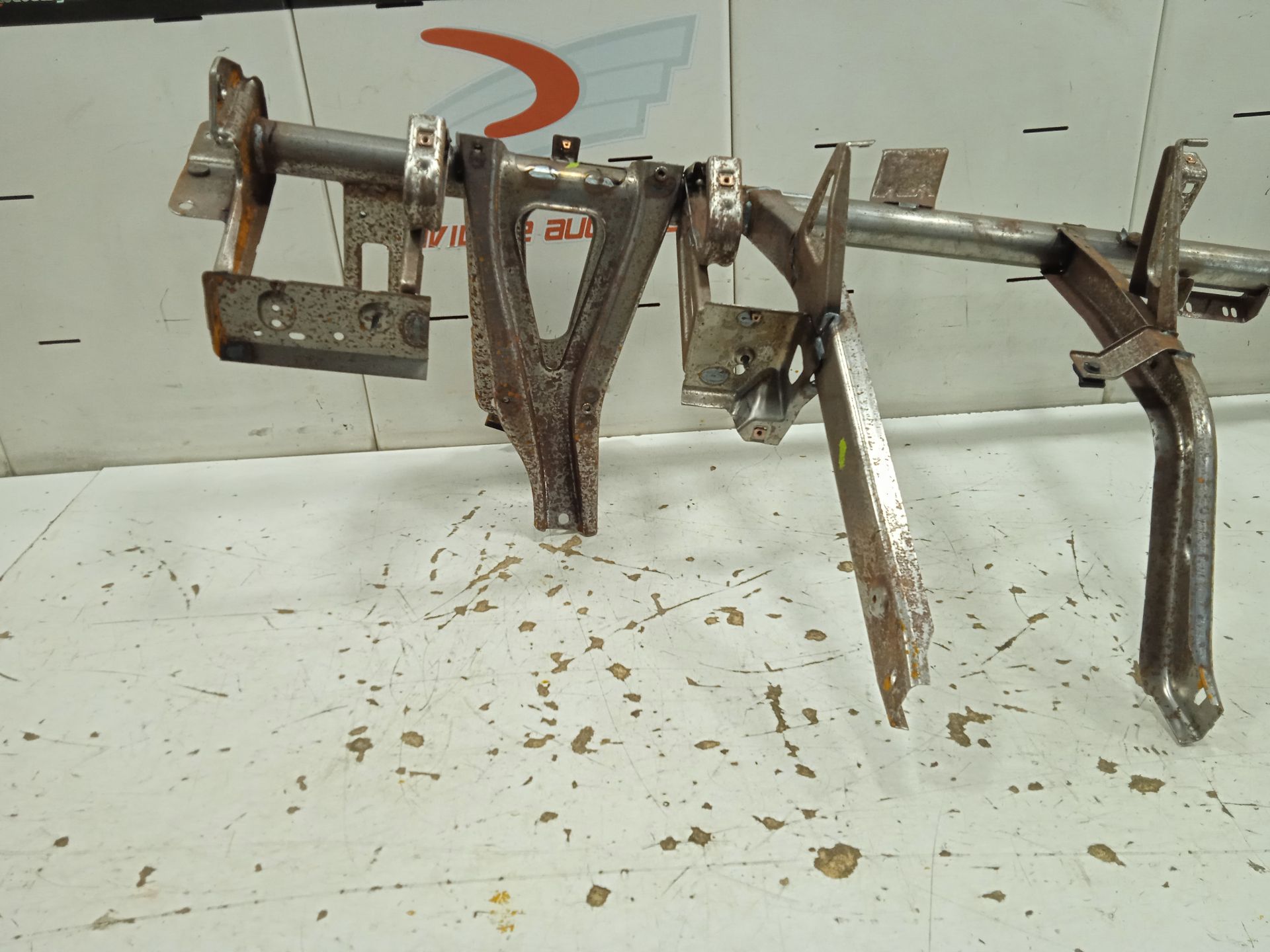 ESTRUCTURA DE SALPICADERO TESLA MODEL S Basis
