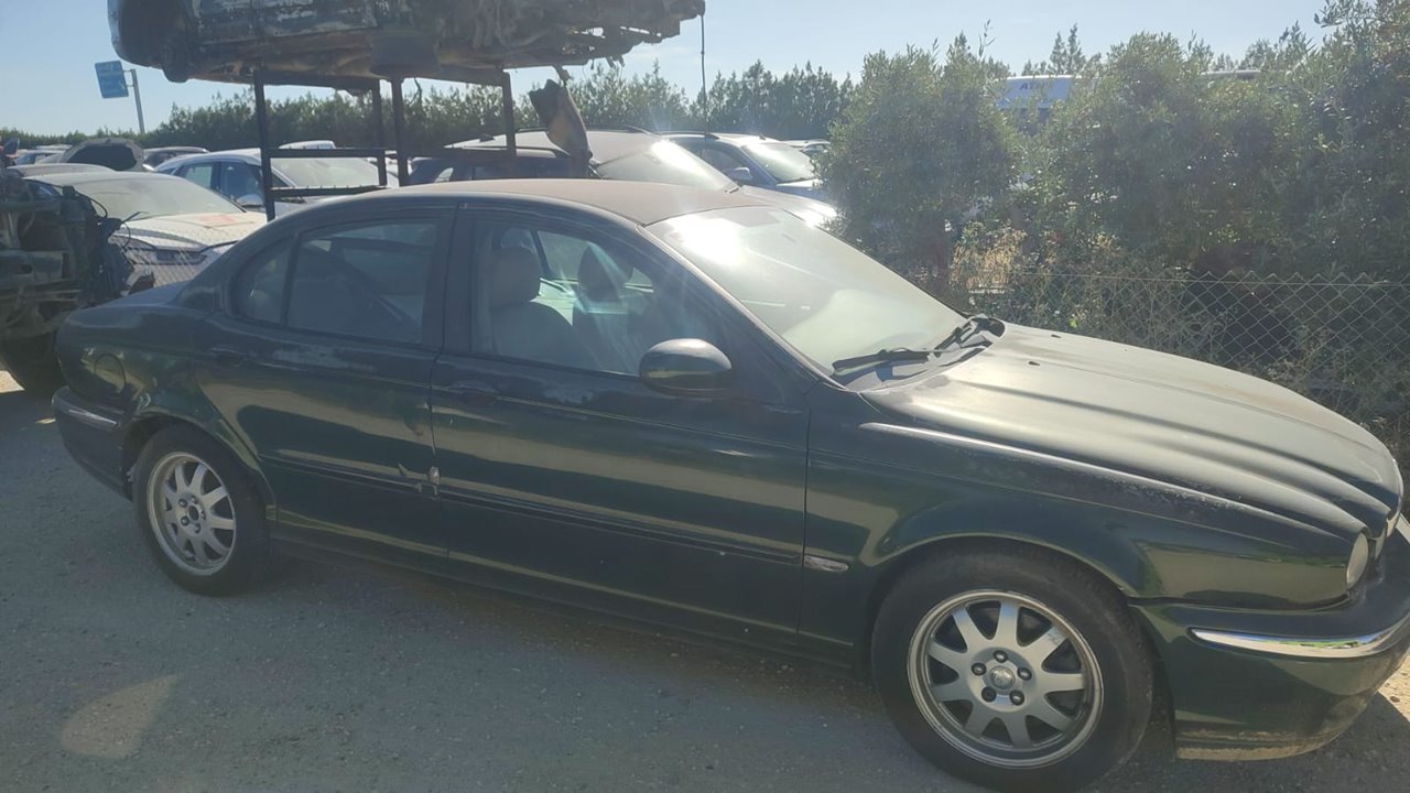 JAGUAR X-TYPE 2.0 D Classic Motor 2,0 Ltr. - 96 kW Diesel CAT foto 7