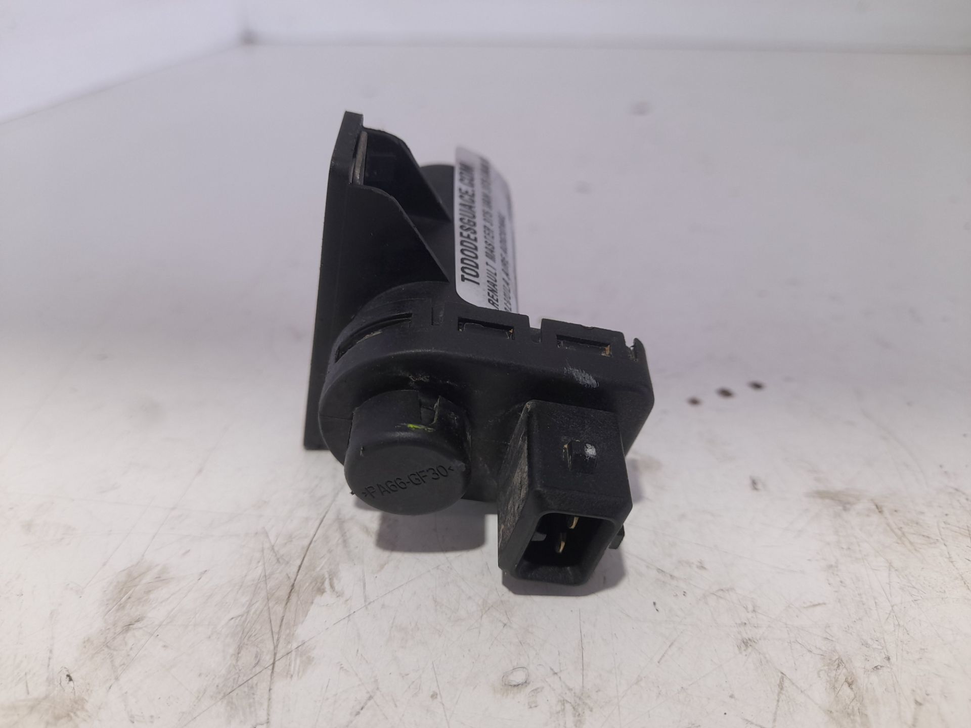 VALVULA AIRE ADICIONAL RENAULT MASTER 3T5 VAN 3T5 VAN STD FWD 130E6