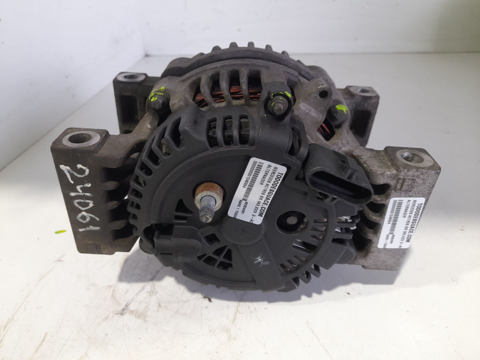 ALTERNADOR MERCEDES-BENZ ACTROS BM 963.XXX 2-ACHSER 18XX 4x2 SZM L BigSpace