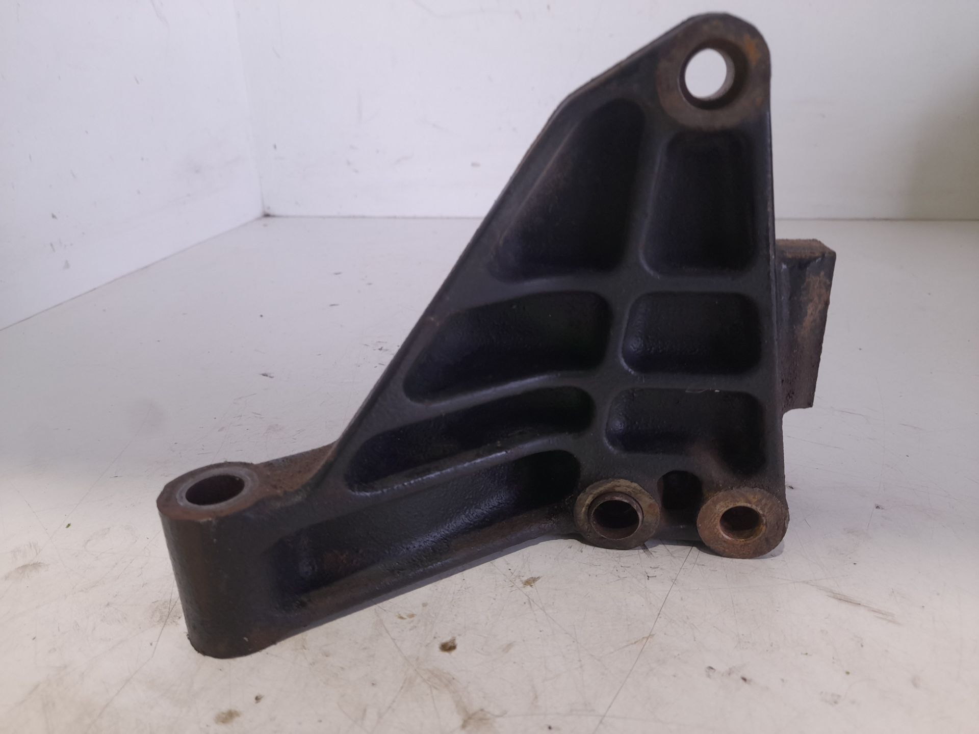 SOPORTE MOTOR SANTANA SANTANA 300 V05V