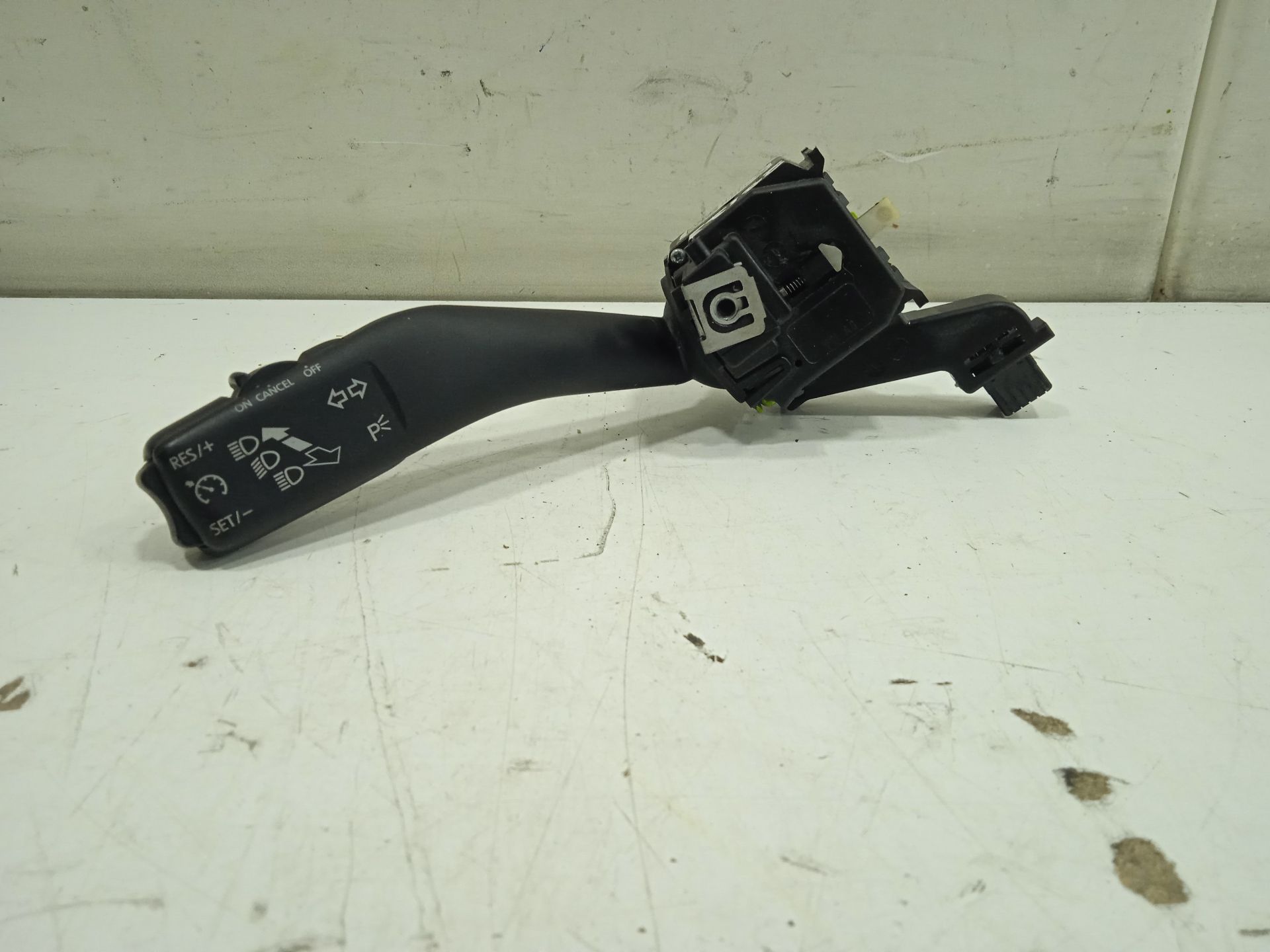 MANDO INTERMITENTES Y LUCES VOLKSWAGEN TOURAN (1T2) Advance