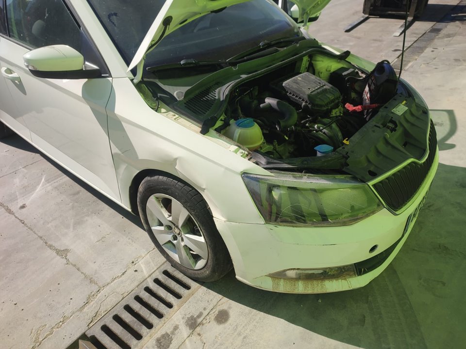 SKODA FABIA Color Concept Motor 1,0 Ltr. - 55 kW MPI