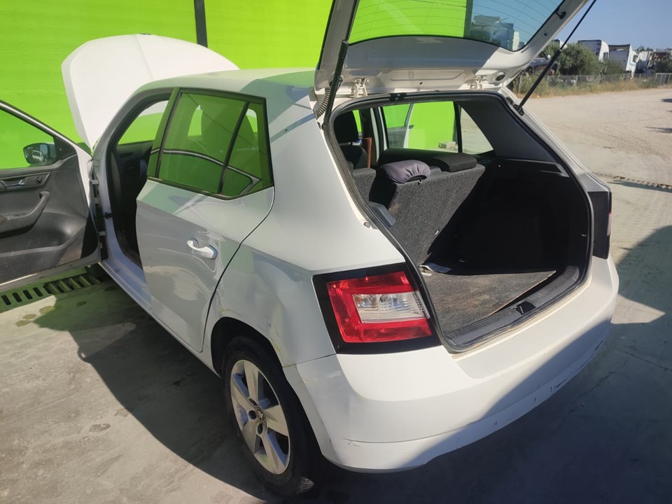 SKODA FABIA Color Concept Motor 1,0 Ltr. - 55 kW MPI