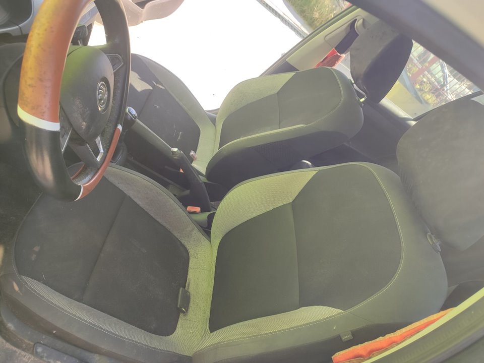 SKODA FABIA Color Concept Motor 1,0 Ltr. - 55 kW MPI