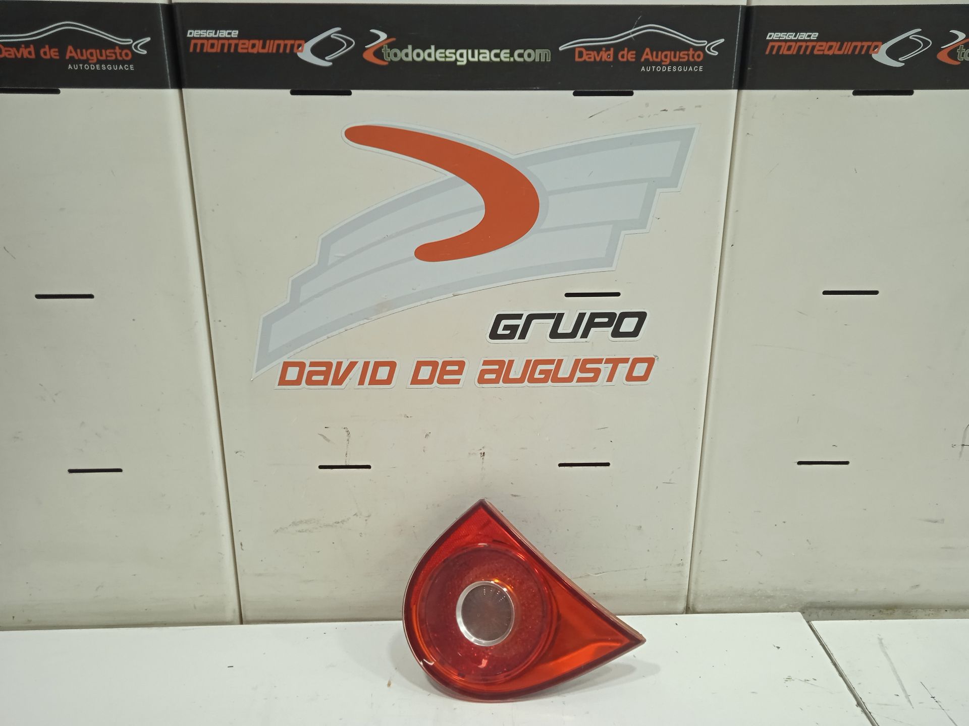 PILOTO INTERIOR TRASERO IZQUIERDO VOLKSWAGEN GOLF V BERLINA (1K1) *
