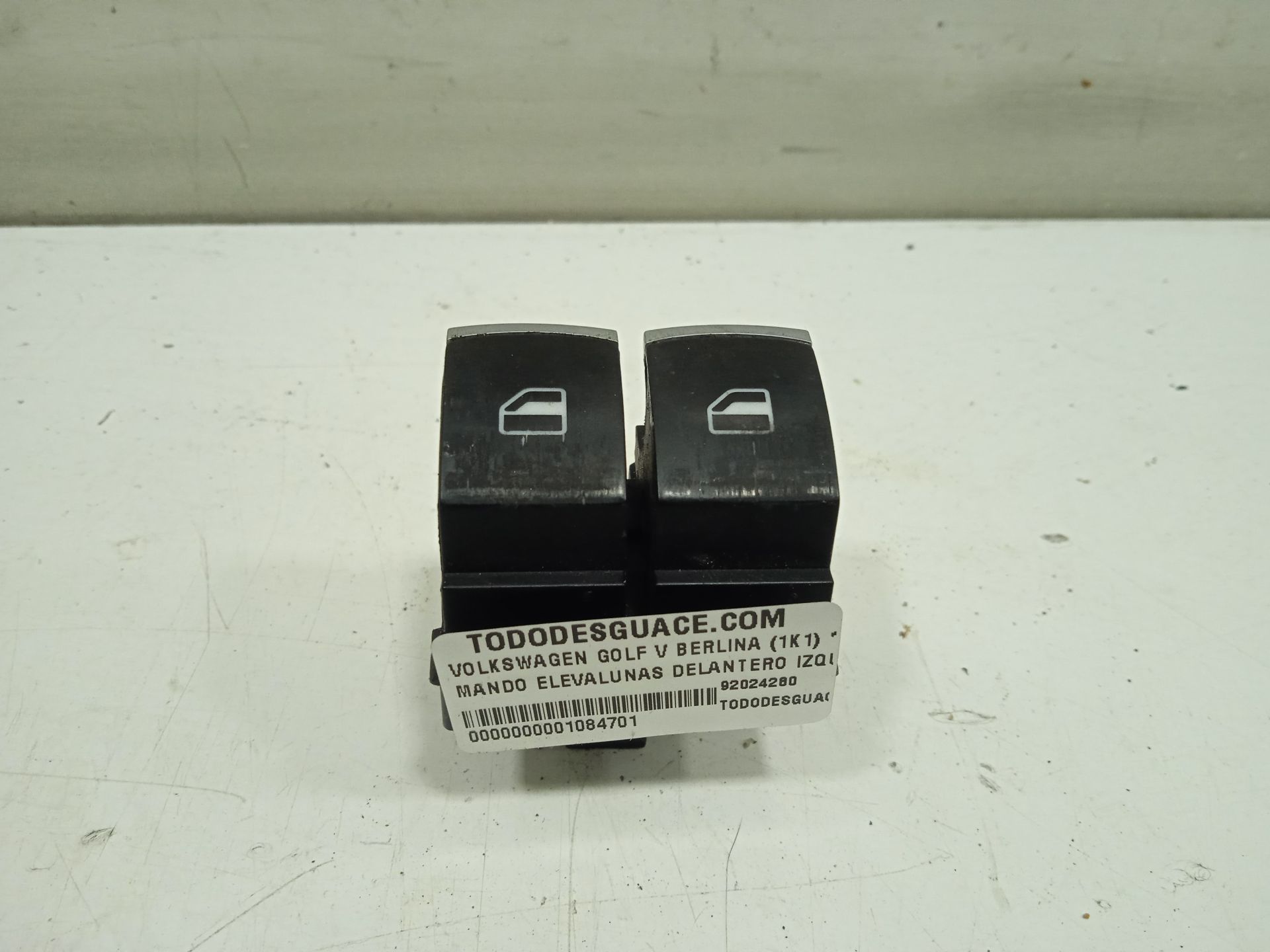 MANDO ELEVALUNAS DELANTERO IZQUIERDO VOLKSWAGEN GOLF V BERLINA (1K1) *